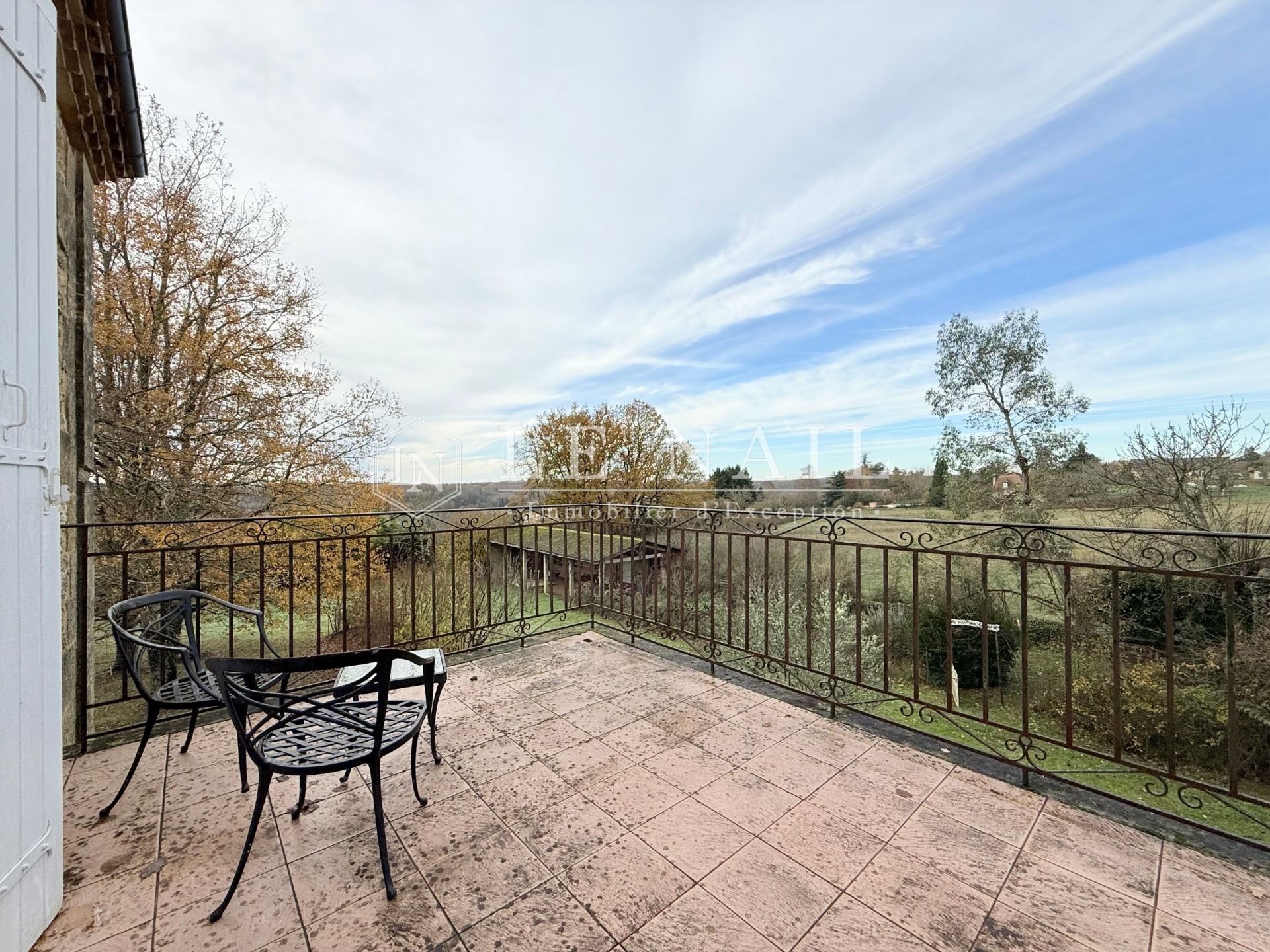 house 13 rooms for sale on BERGERAC (24100)