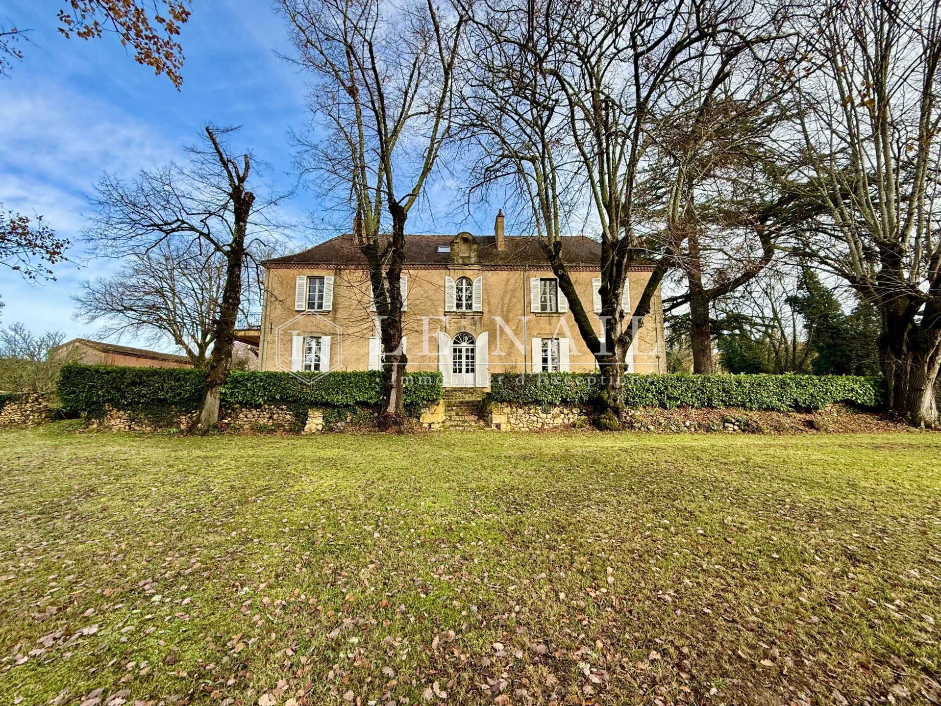 house 13 rooms for sale on BERGERAC (24100)