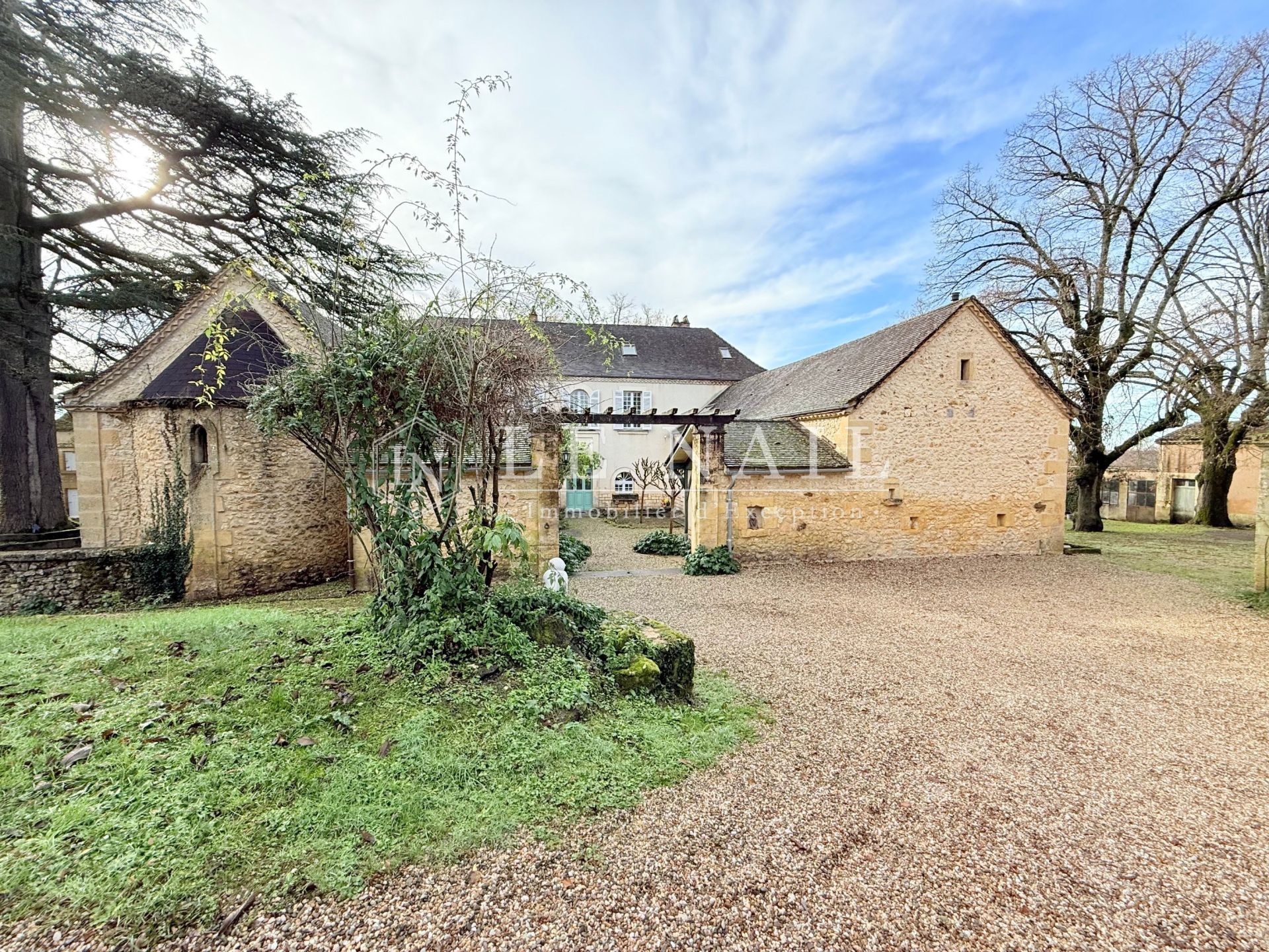 house 13 rooms for sale on BERGERAC (24100)