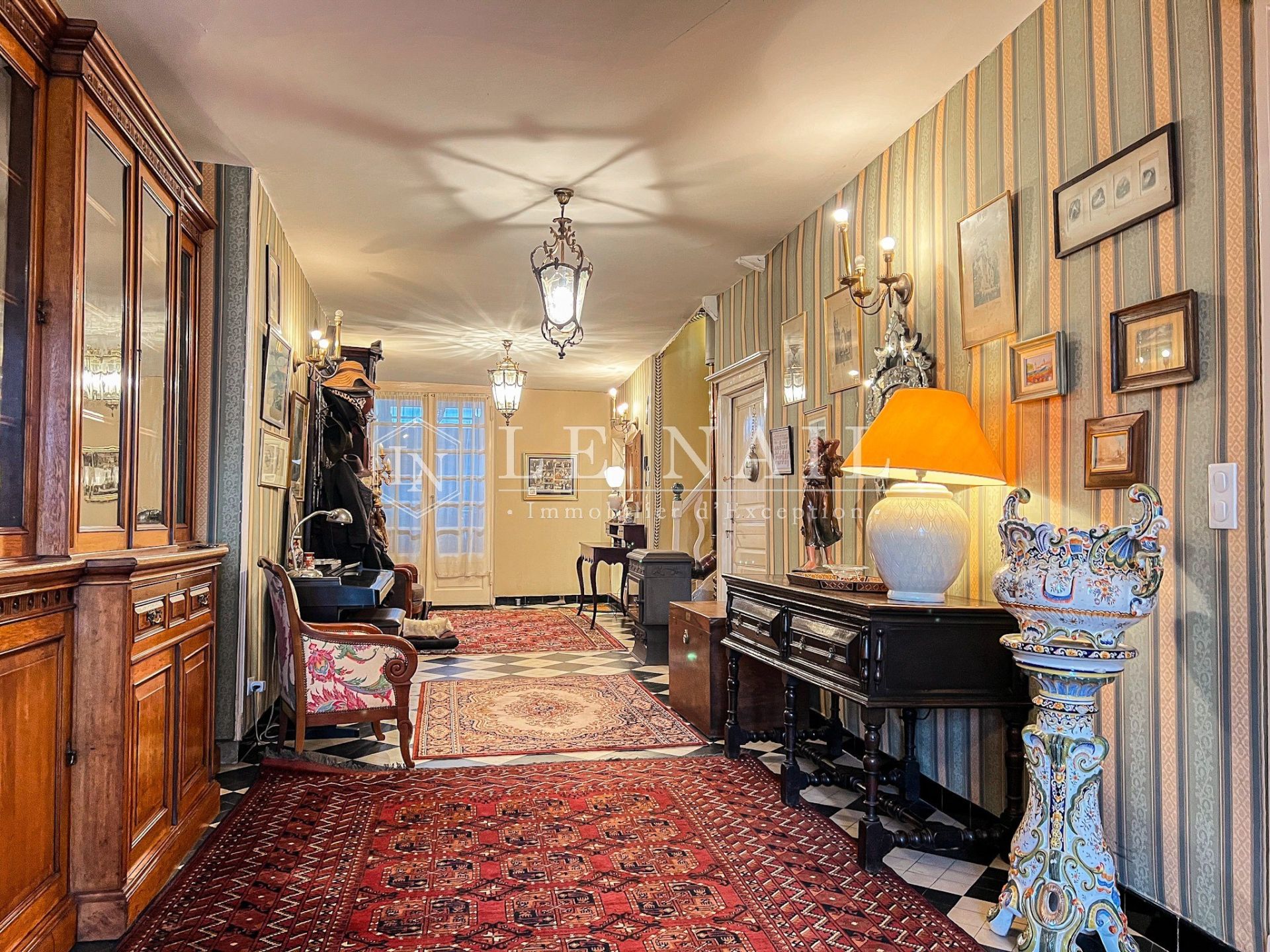 house 12 rooms for sale on VALENCE EN POITOU (86700)