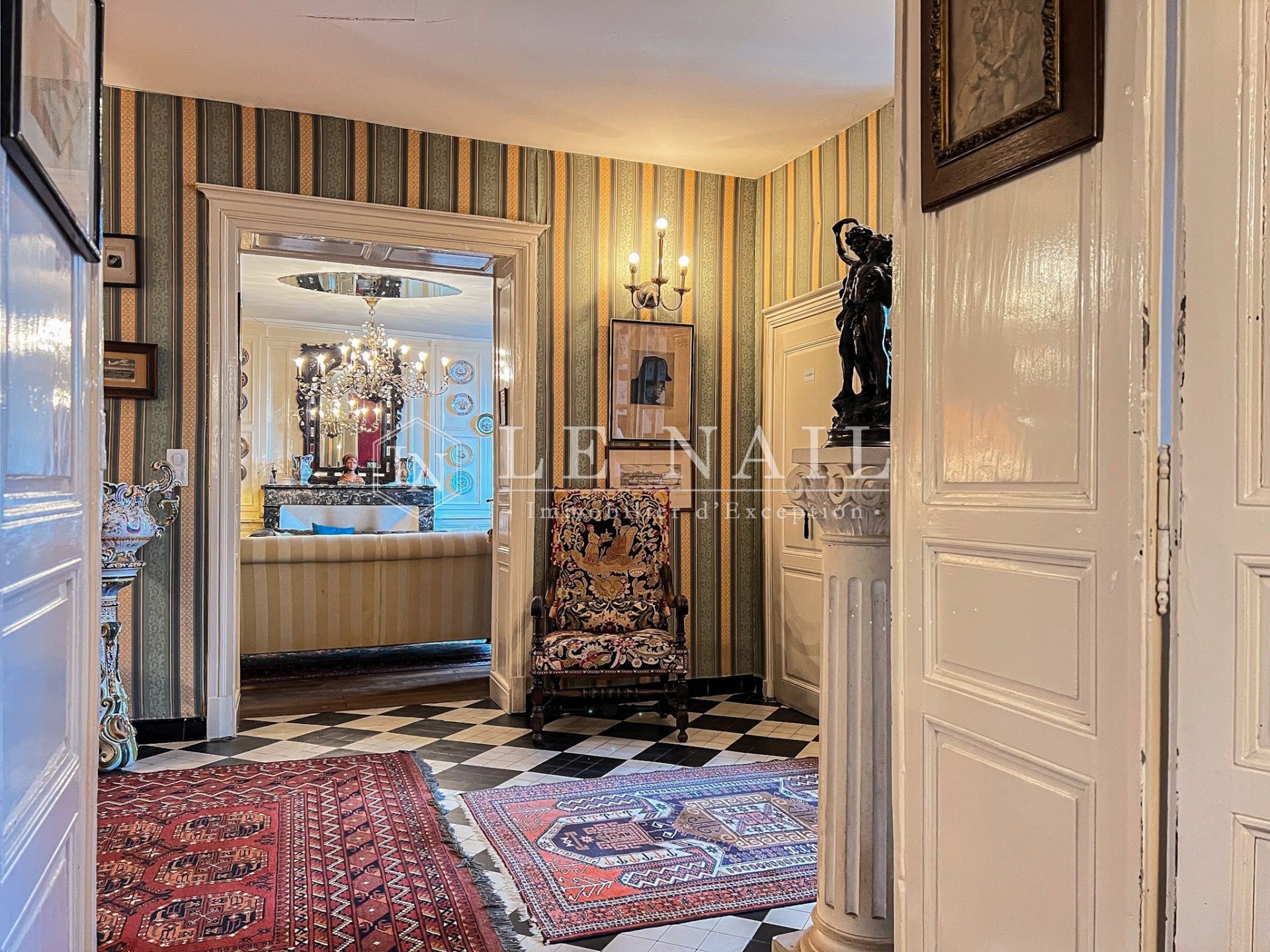 house 12 rooms for sale on VALENCE EN POITOU (86700)