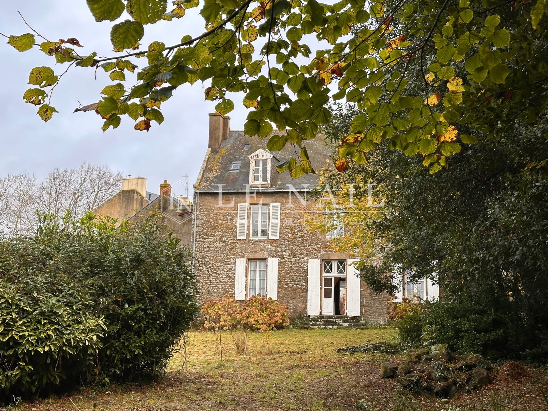manoir 9 pièces en vente à GUERANDE (44350)