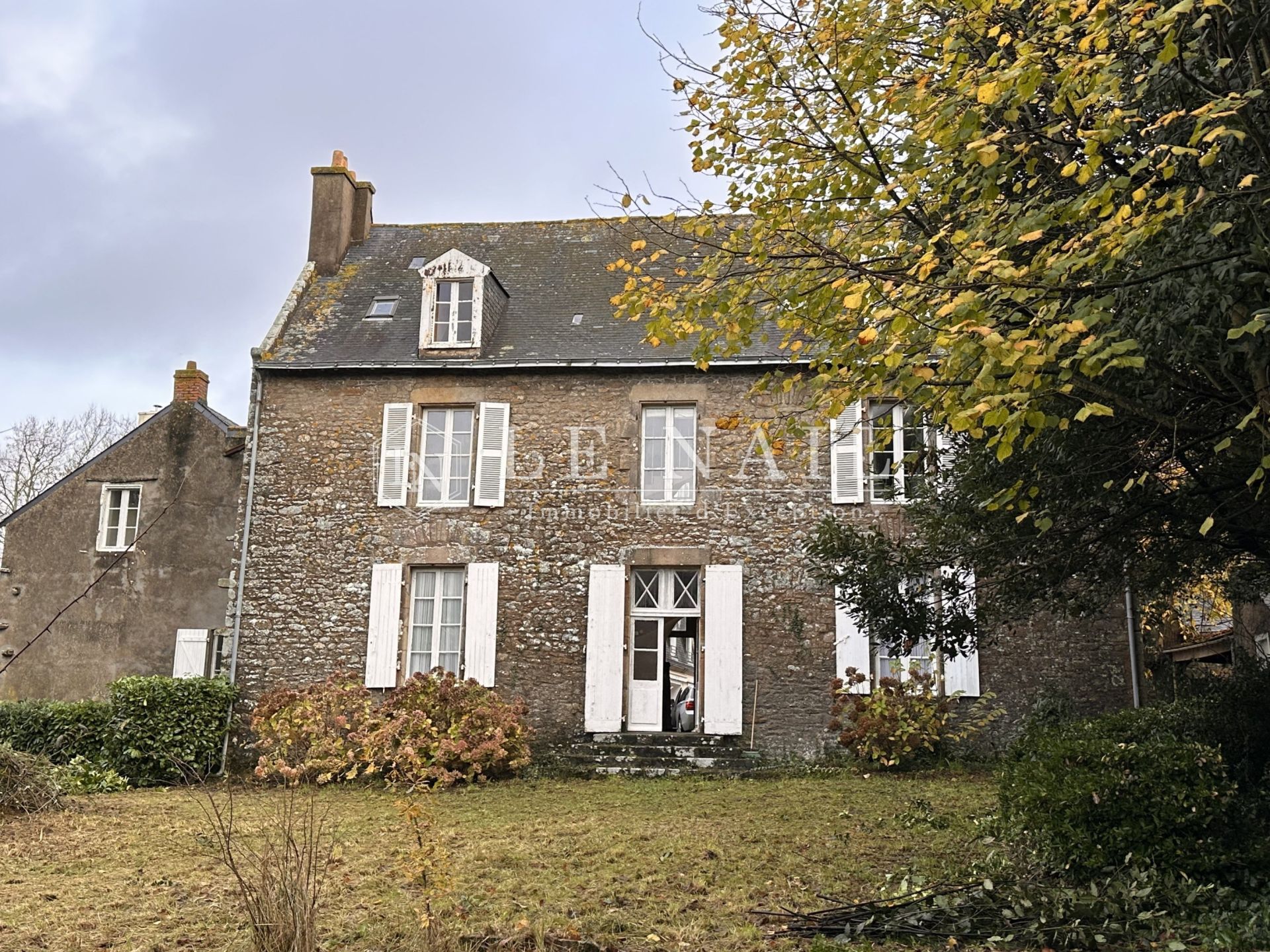 manoir 9 pièces en vente à GUERANDE (44350)