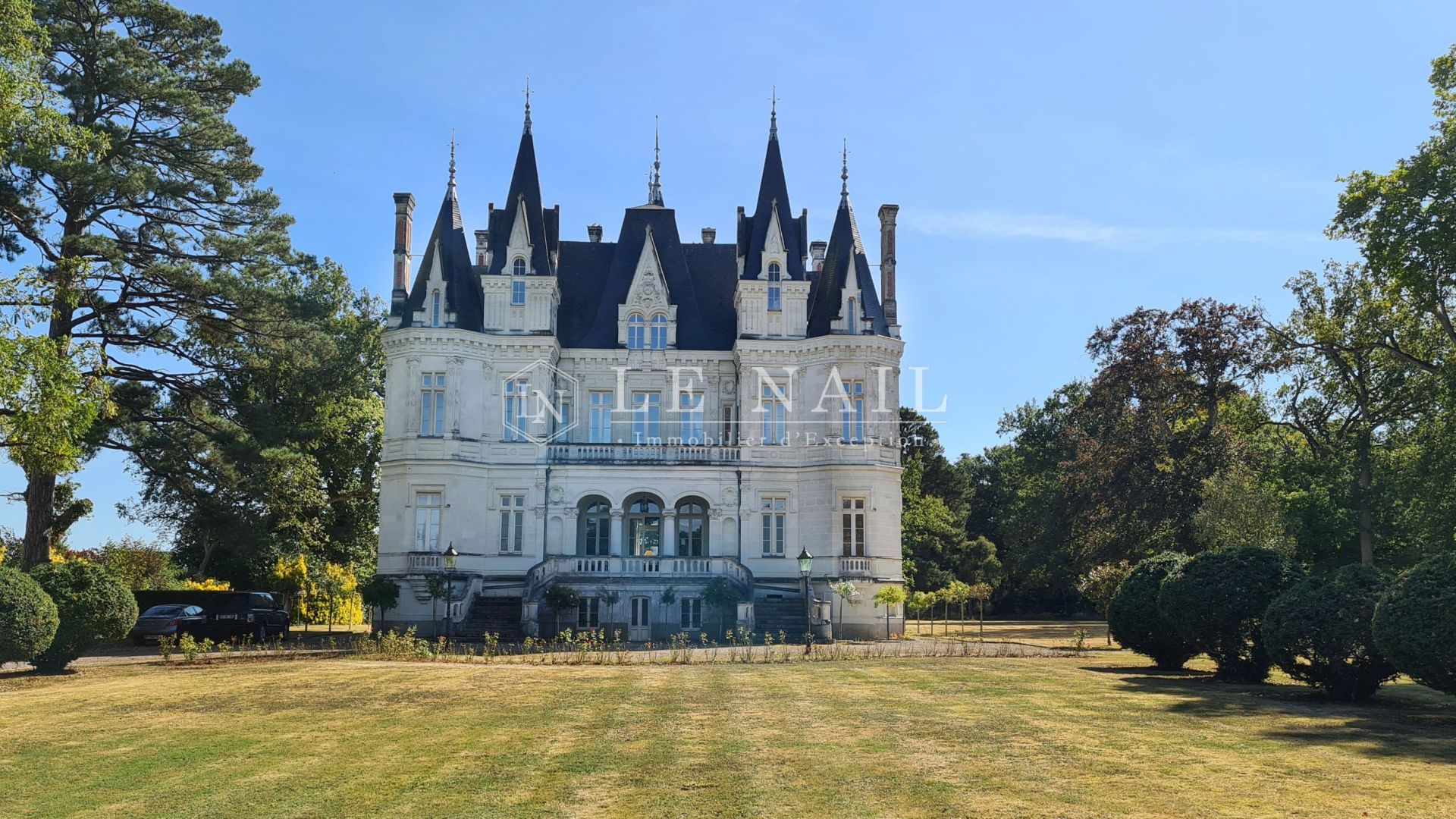 castle 13 rooms for sale on ANGERS (49100)