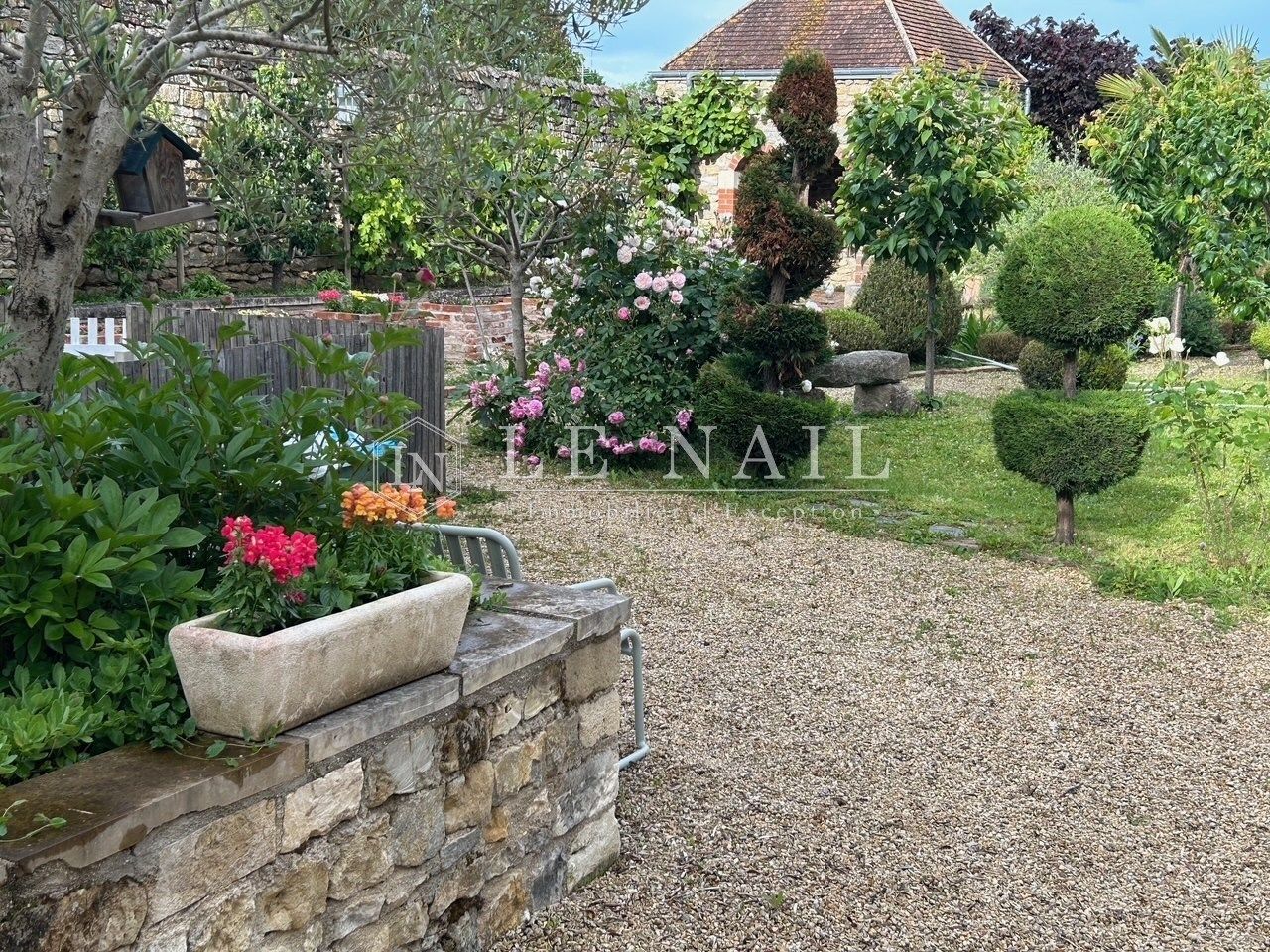 house 8 rooms for sale on NEUVY ST SEPULCHRE (36230)