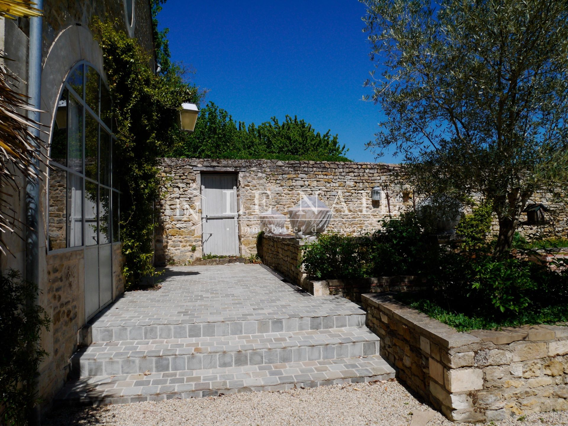 house 8 rooms for sale on NEUVY ST SEPULCHRE (36230)