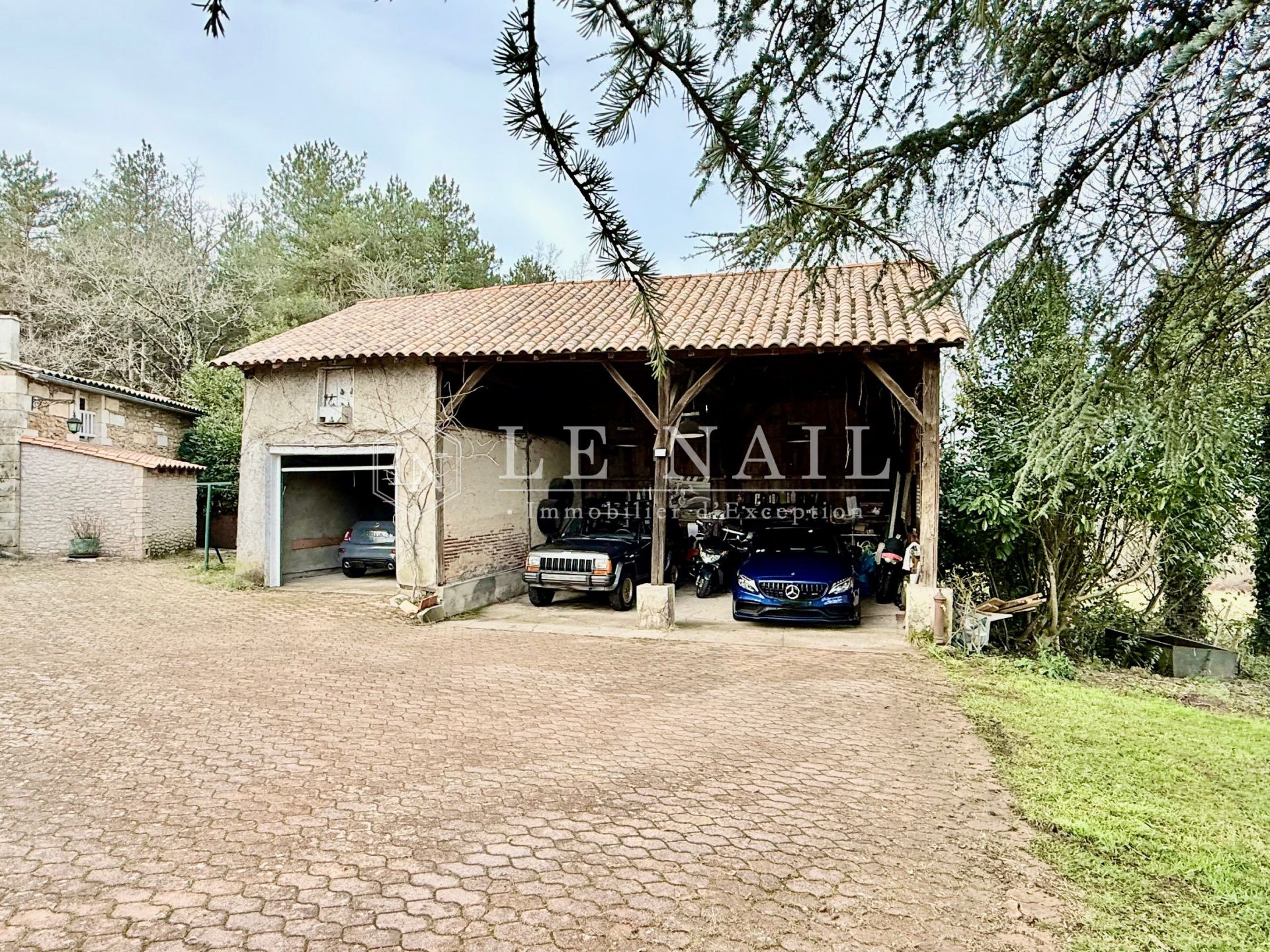 villa 13 rooms for sale on BERGERAC (24100)