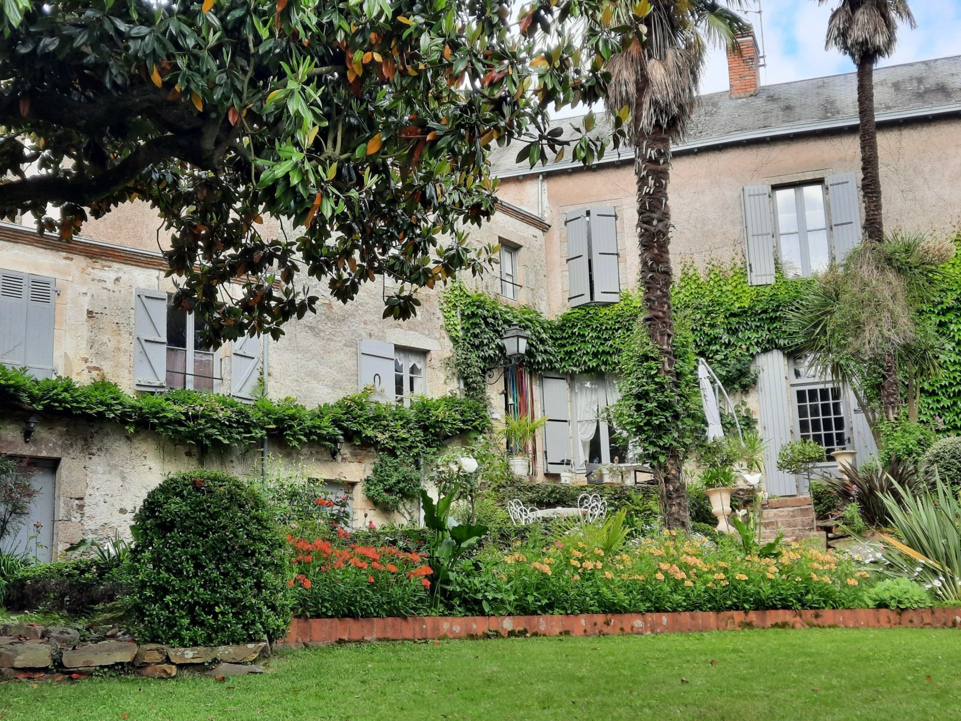 maison 6 pièces en vente à MONTAIGU (85600)