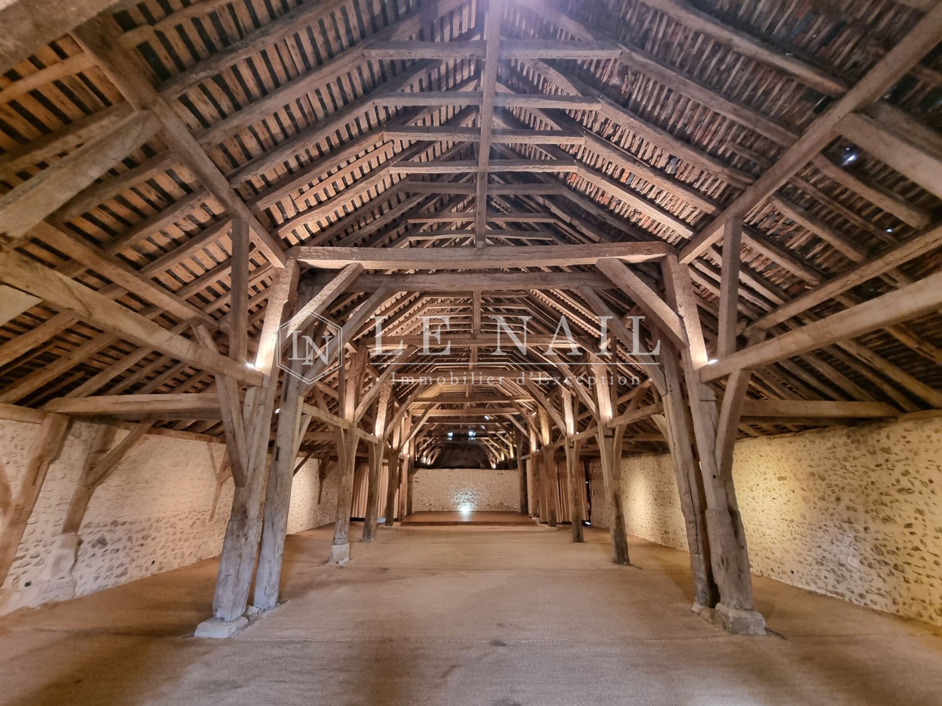 propriété 14 pièces en vente à TOURS (37000)