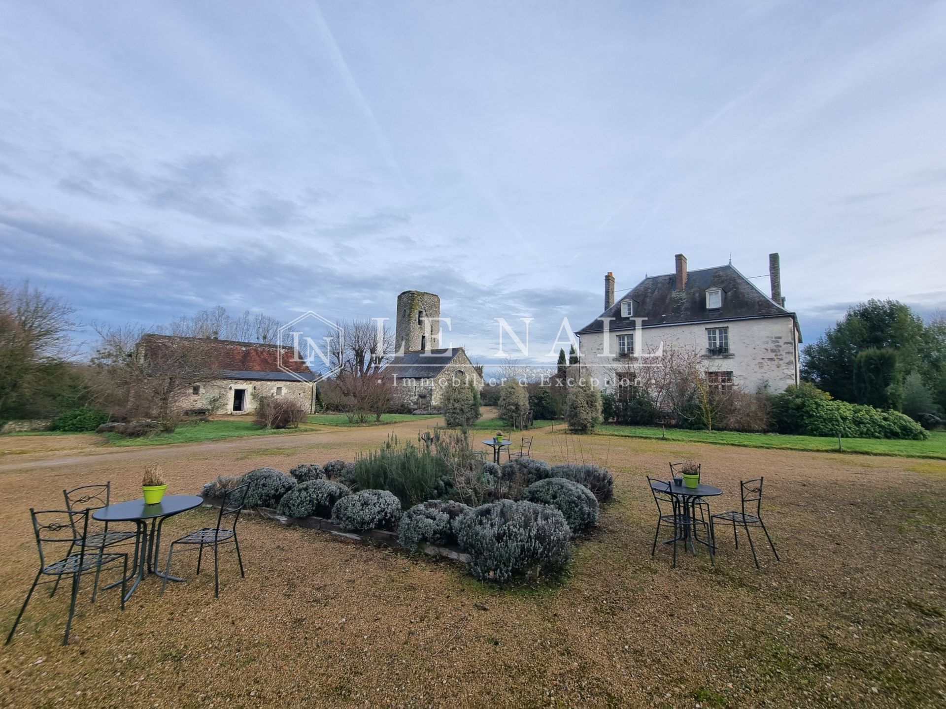 propriété 14 pièces en vente à TOURS (37000)