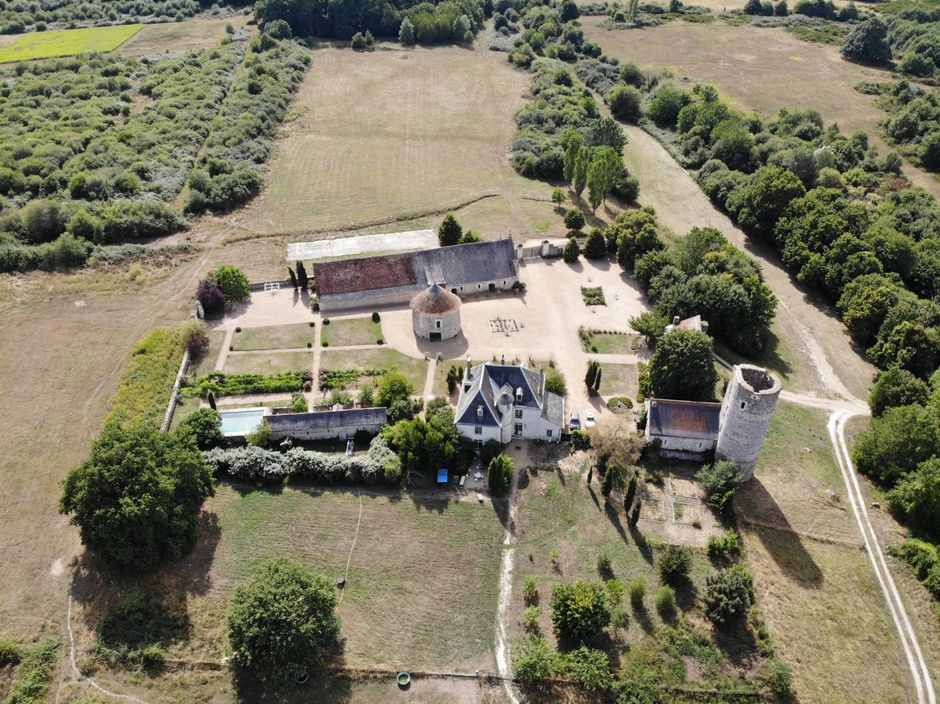 propriété 14 pièces en vente à TOURS (37000)