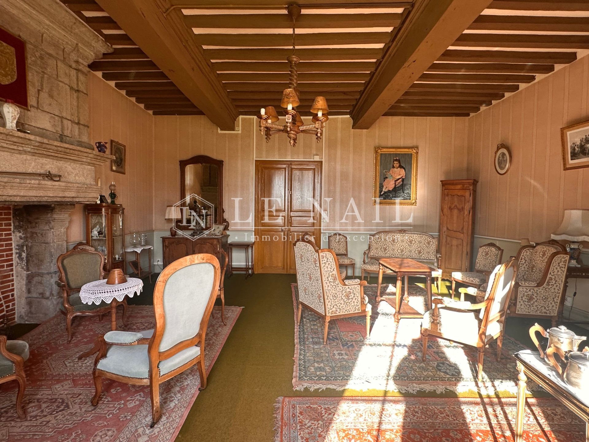 property 13 rooms for sale on LA ROCHE SUR YON (85000)