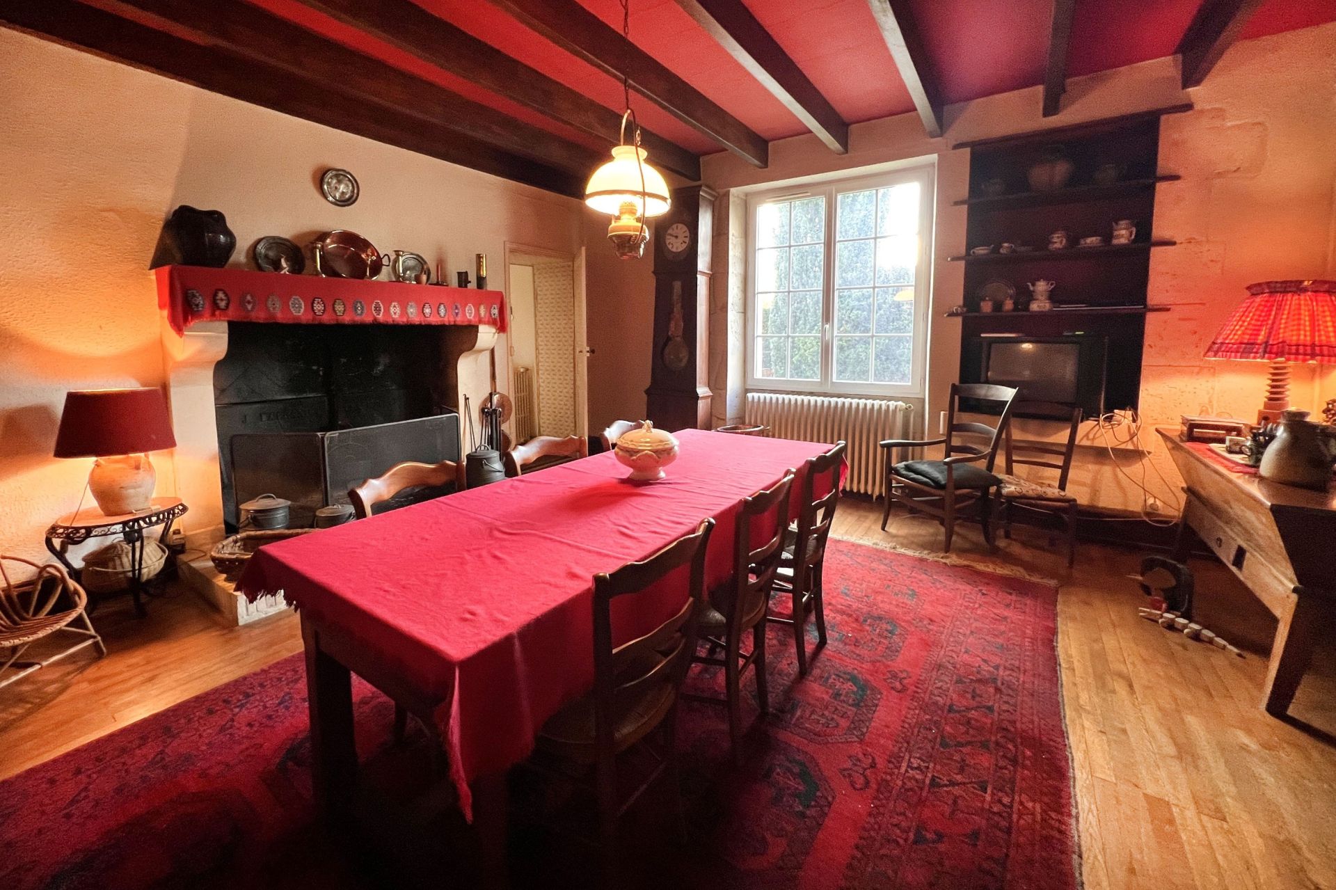 maison 10 pièces en vente à LA ROCHEFOUCAULD (16110)