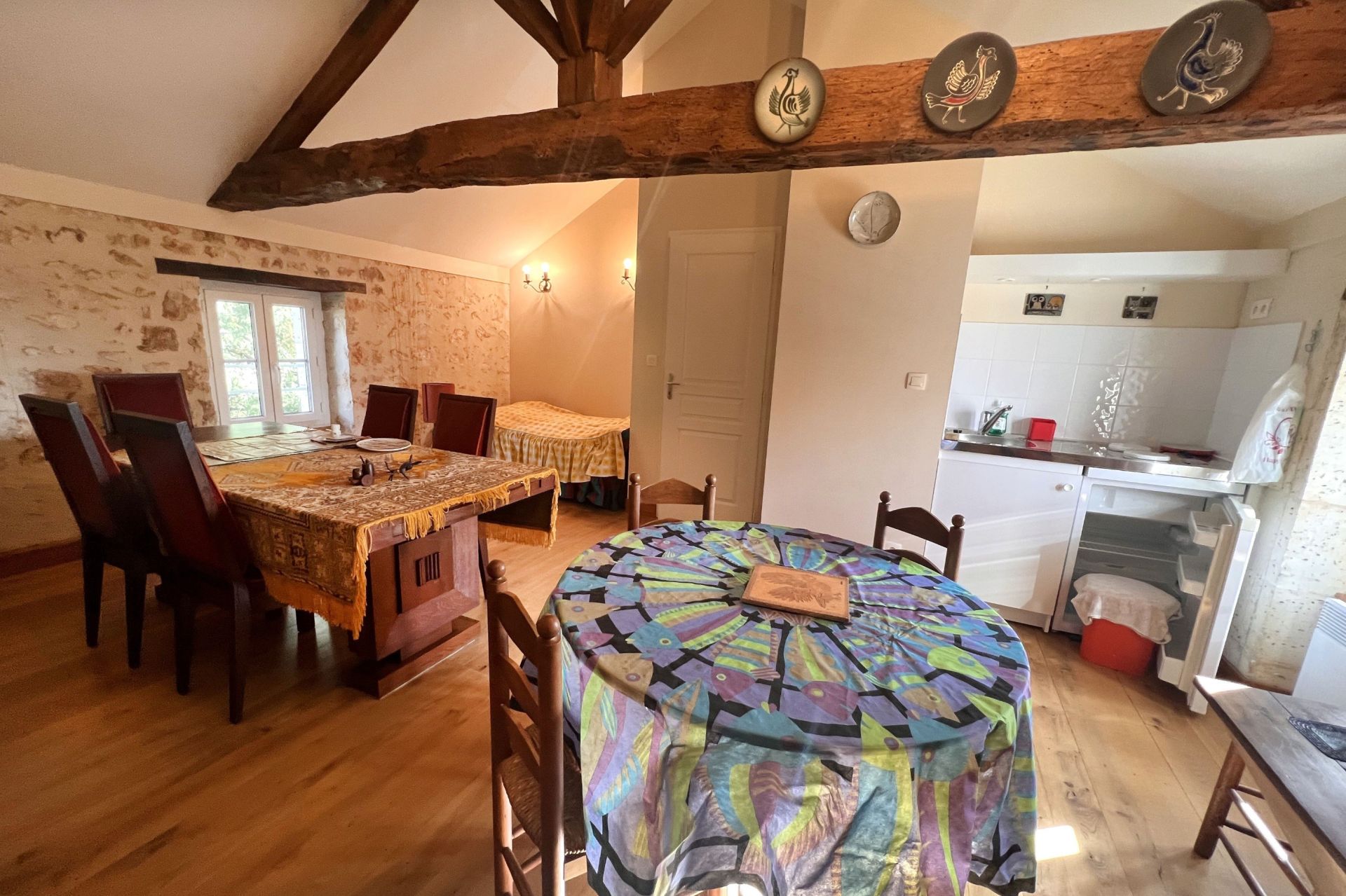 house 10 rooms for sale on LA ROCHEFOUCAULD (16110)