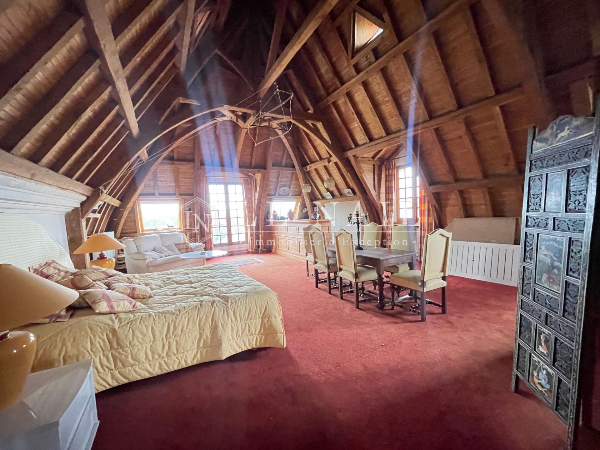 manoir 13 pièces en vente à THOUARS (79100)