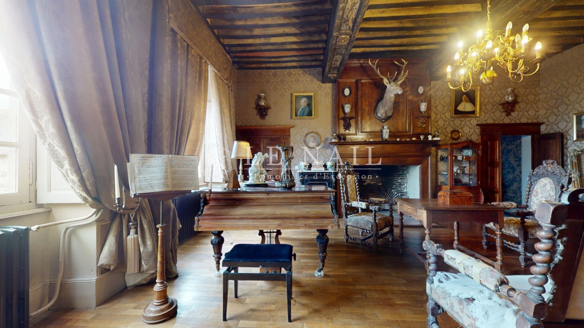 château 10 pièces en vente à VICHY (03200)