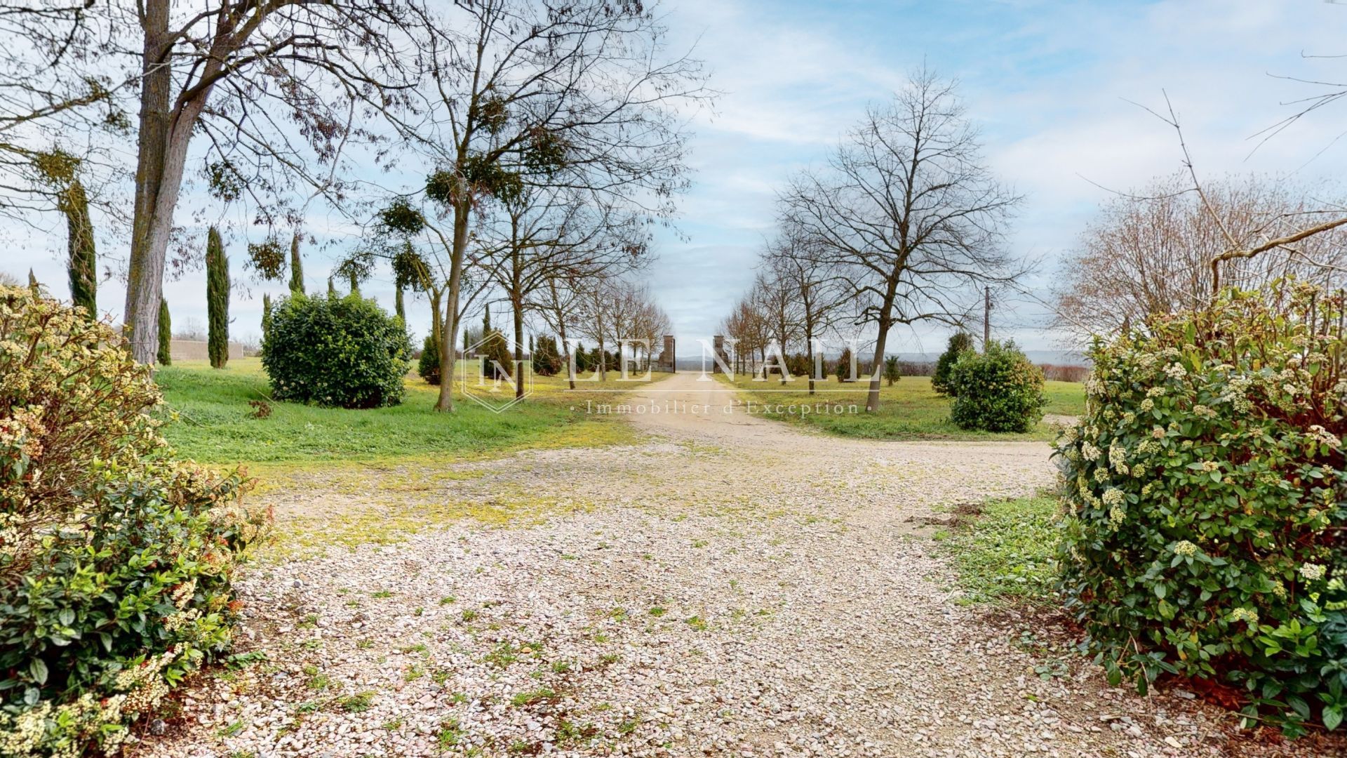 château 10 pièces en vente à VICHY (03200)