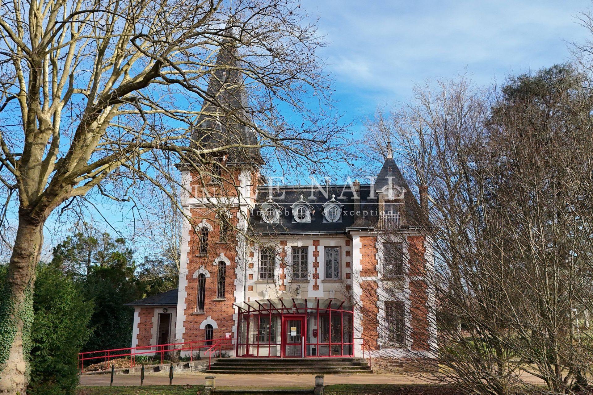 maison bourgeoise 8 pièces en vente à MOULINS (03000)