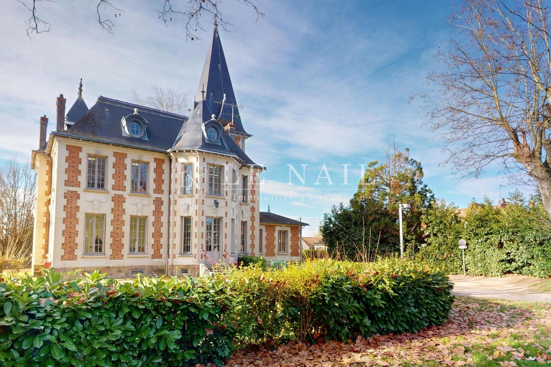 maison bourgeoise 8 pièces en vente à MOULINS (03000)