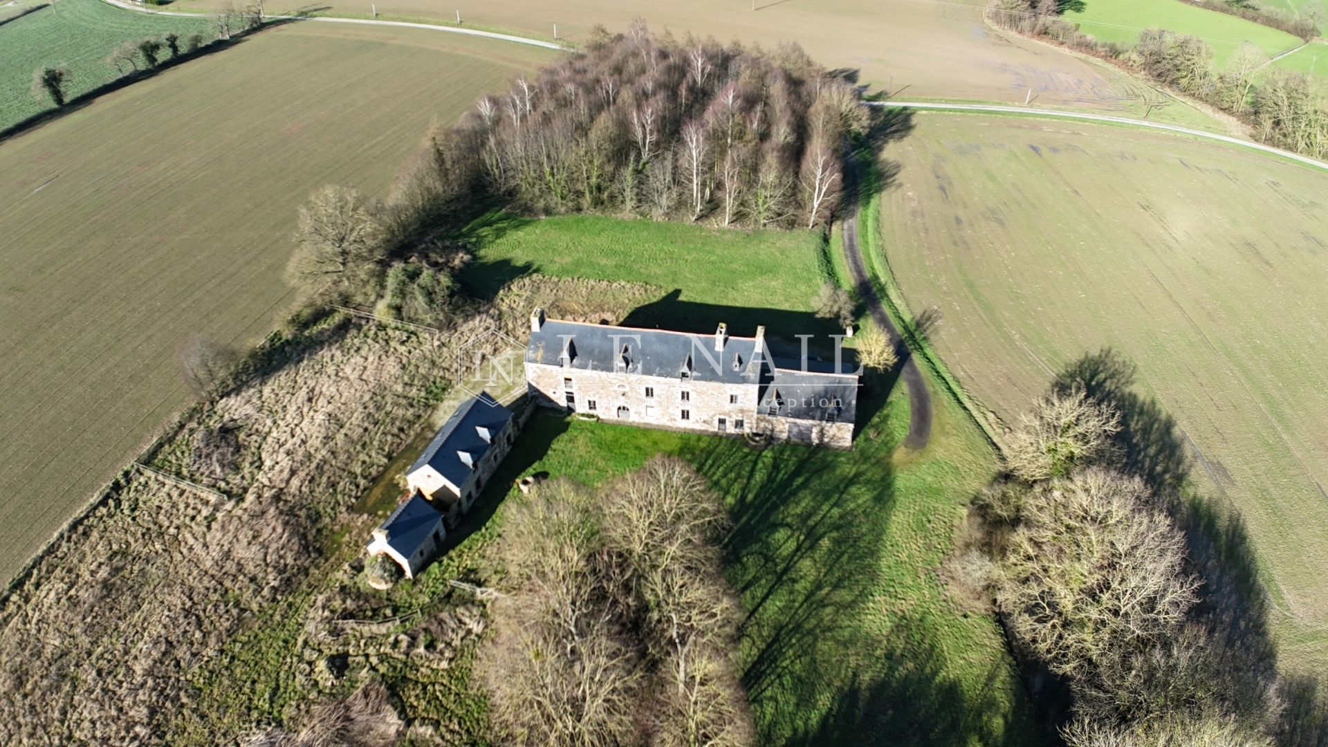 manoir 10 pièces en vente à DINAN (22100)