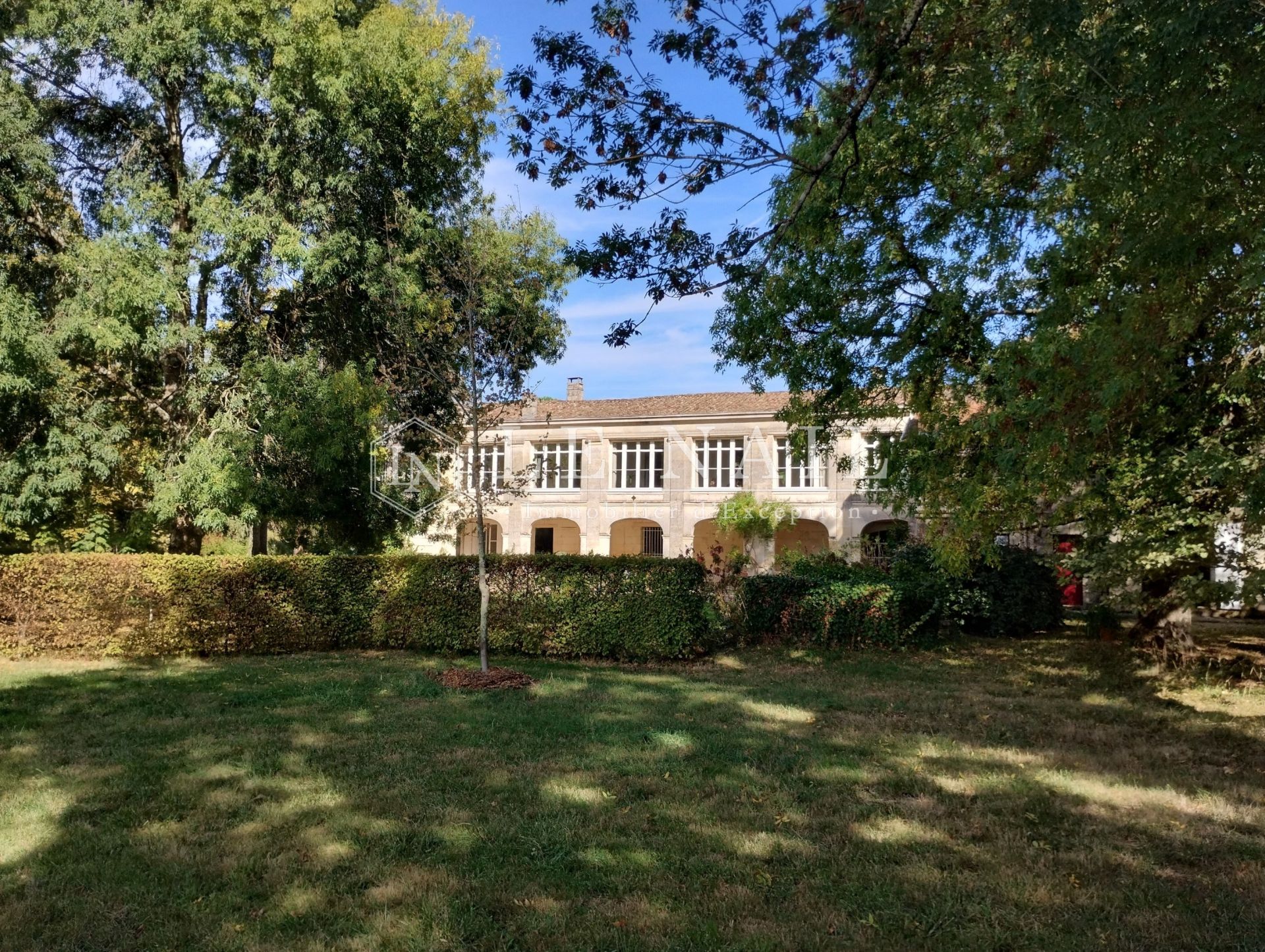 propriété 14 pièces en vente à ST EMILION (33330)