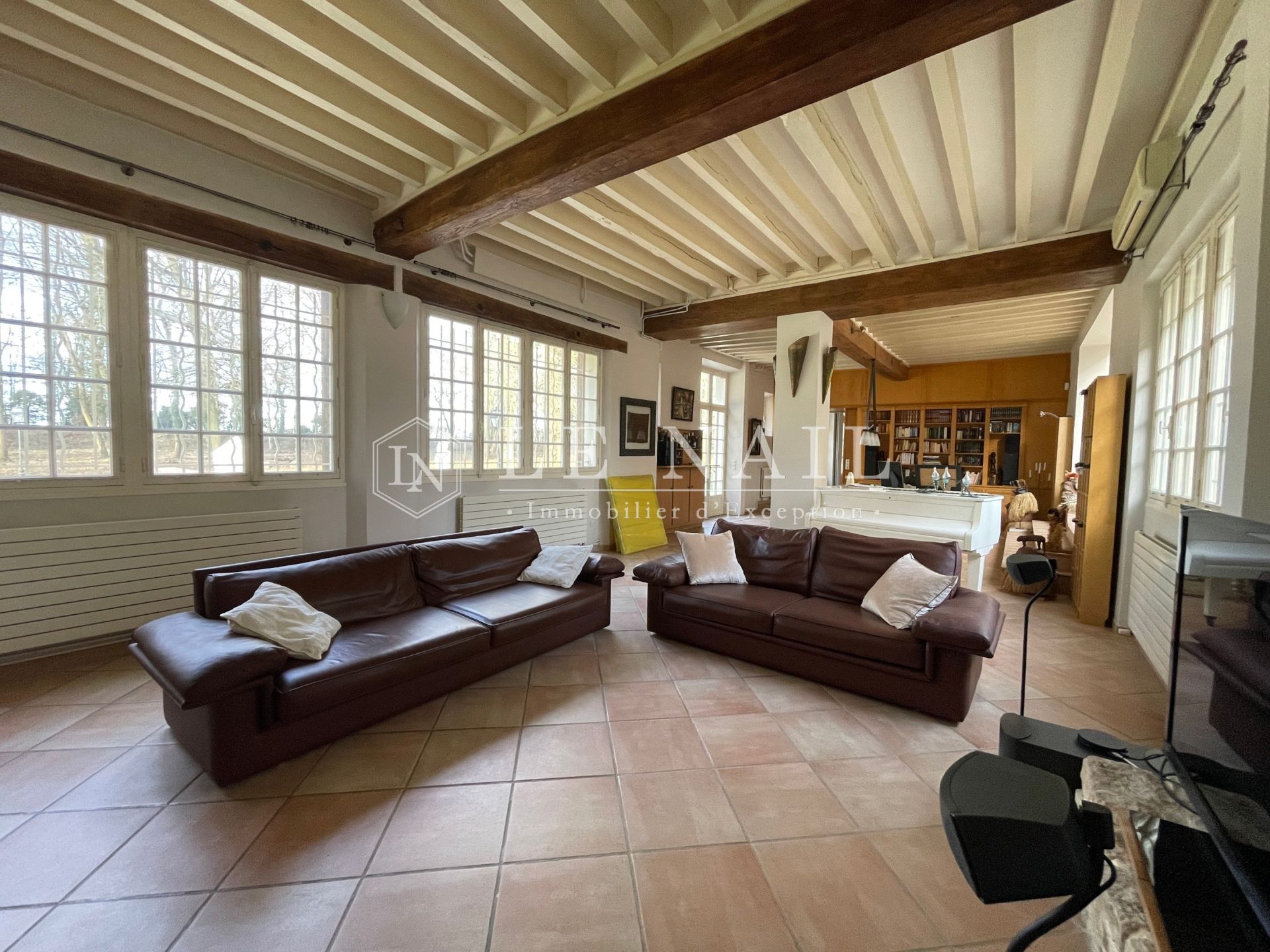 maison 10 pièces en vente à MELUN (77000)