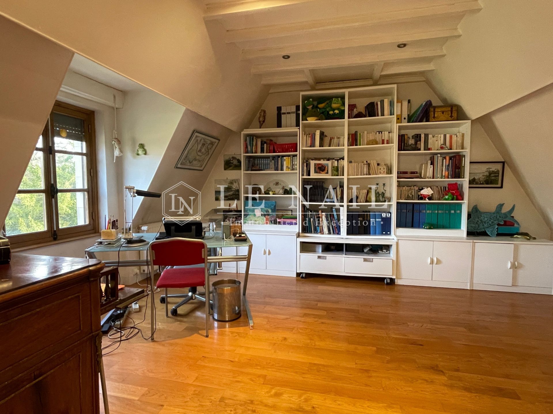 maison 10 pièces en vente à MELUN (77000)