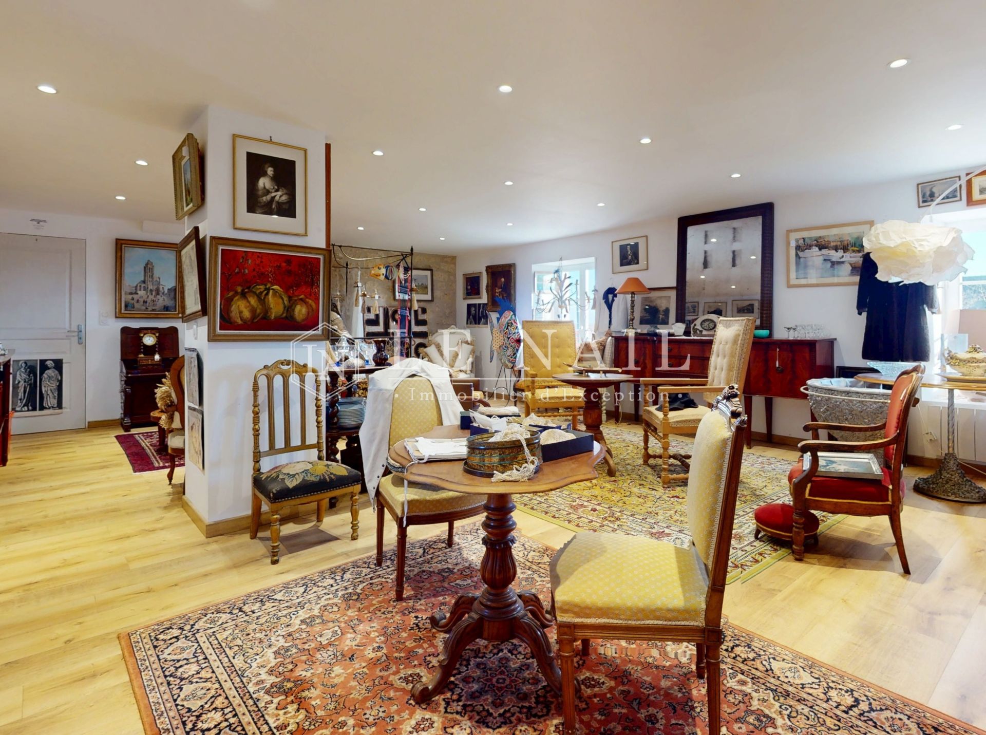 manoir 15 pièces en vente à VALOGNES (50700)