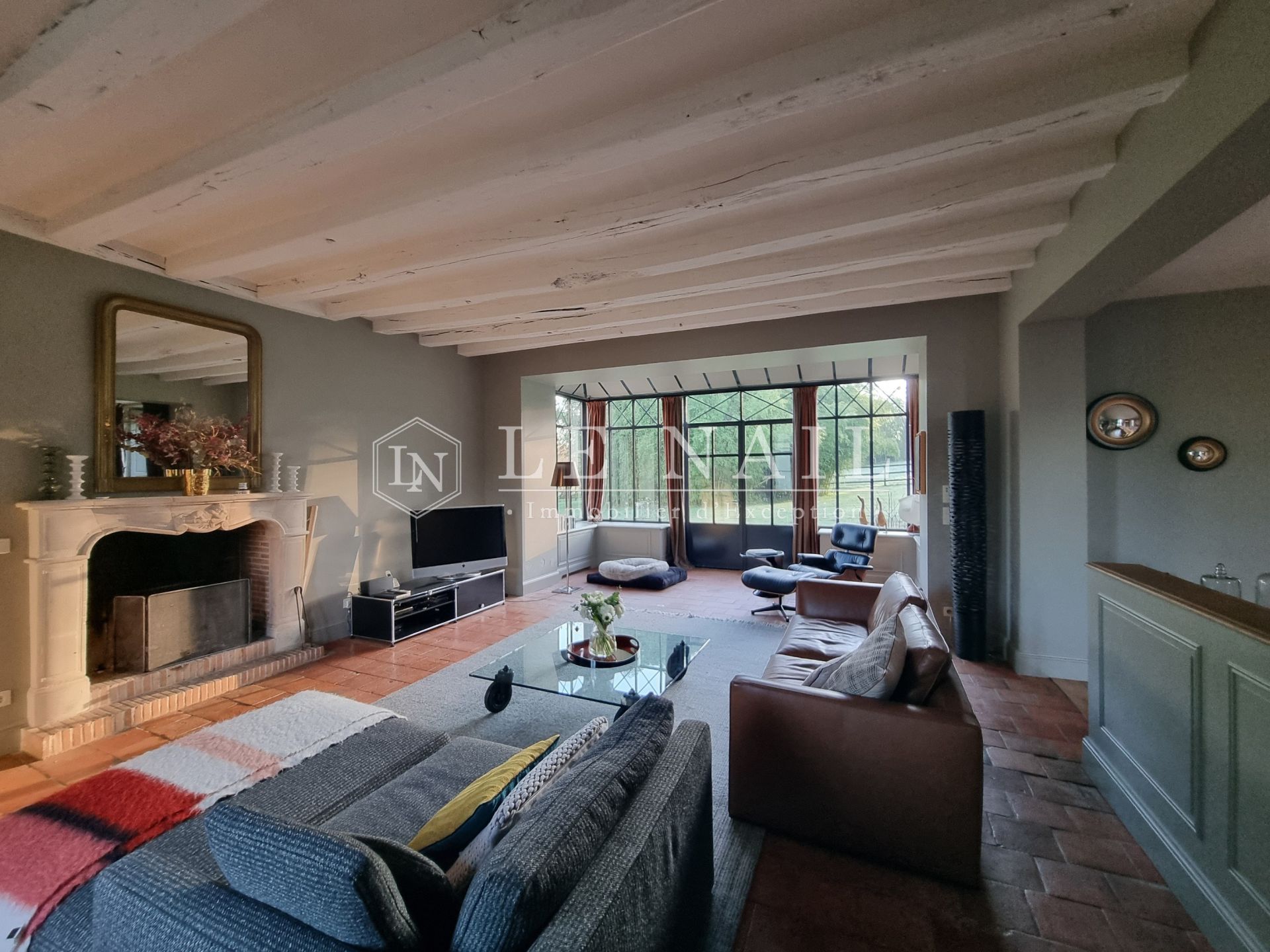 property 10 rooms for sale on LA CHARTRE SUR LE LOIR (72340)