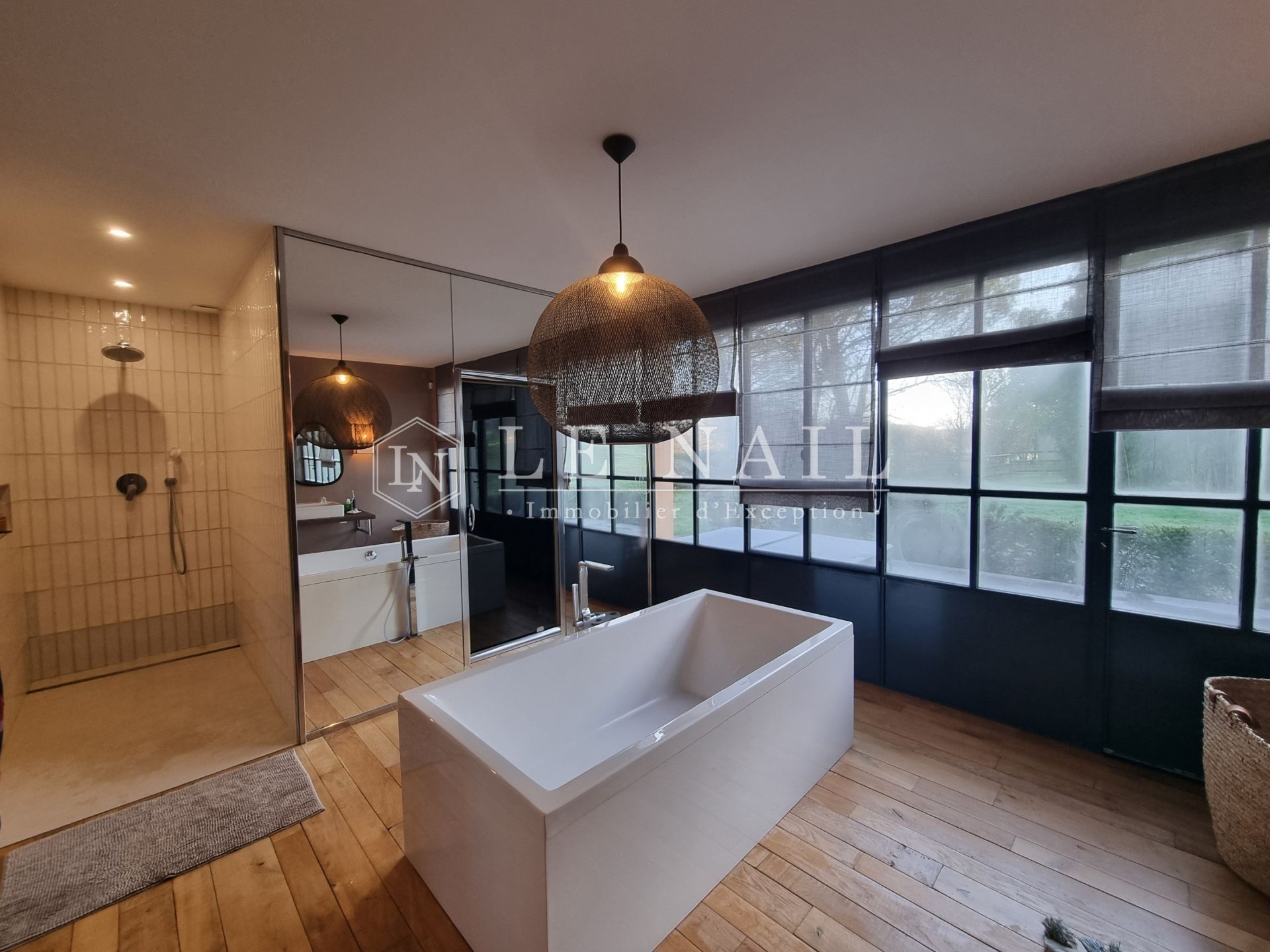 property 10 rooms for sale on LA CHARTRE SUR LE LOIR (72340)