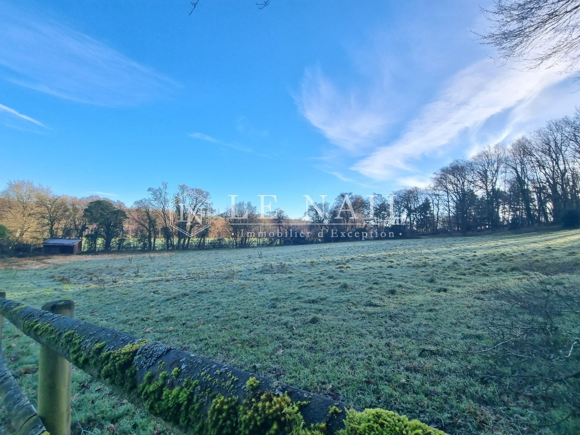 property 10 rooms for sale on LA CHARTRE SUR LE LOIR (72340)