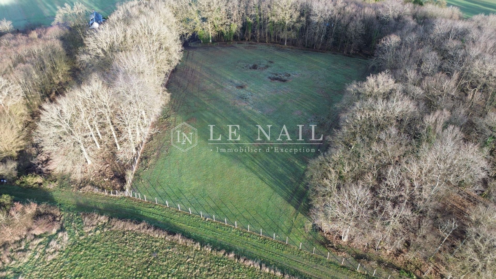 property 10 rooms for sale on LA CHARTRE SUR LE LOIR (72340)