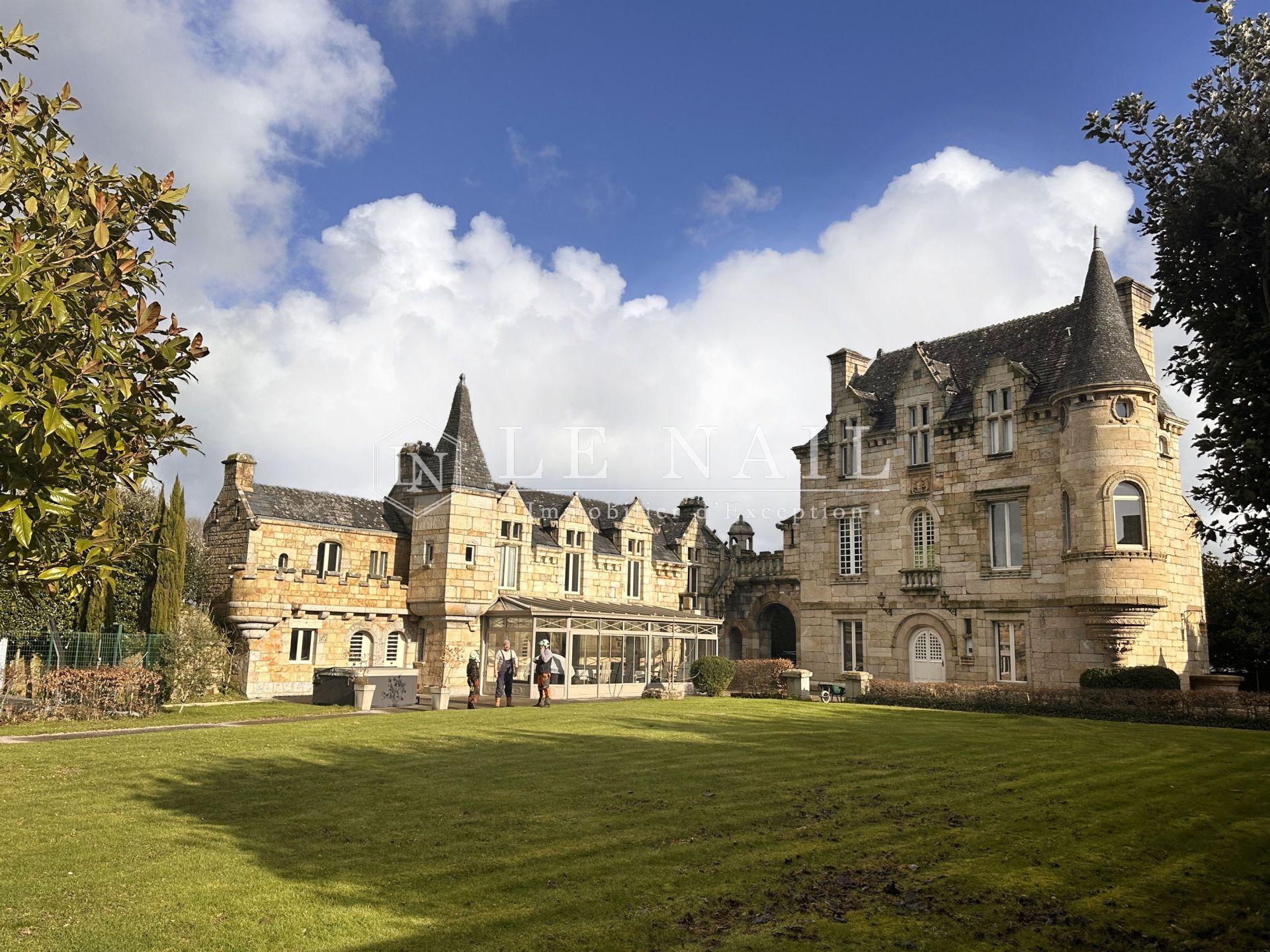 manor house 16 rooms for sale on AURAY (56400)