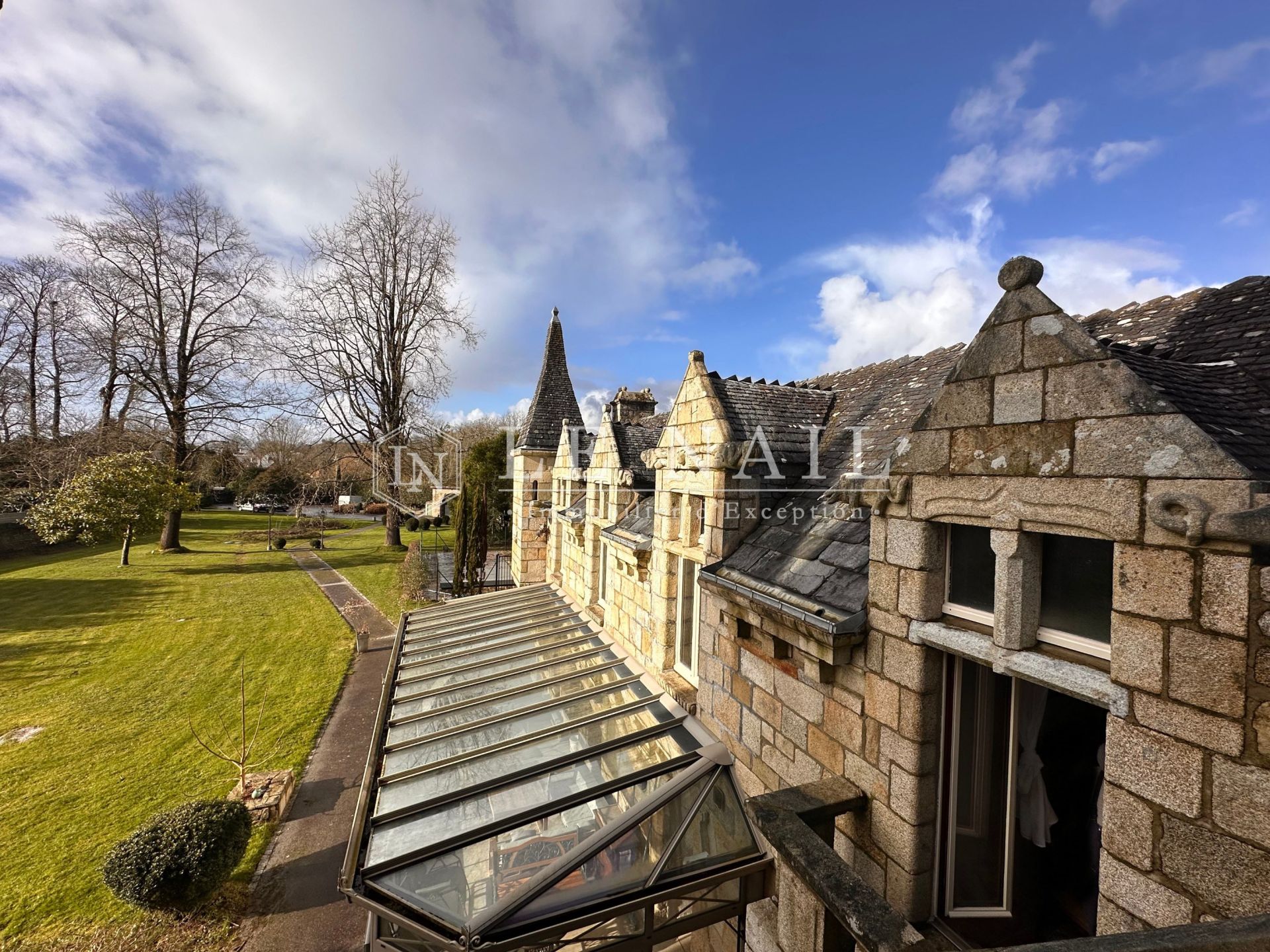 manoir 16 pièces en vente à AURAY (56400)