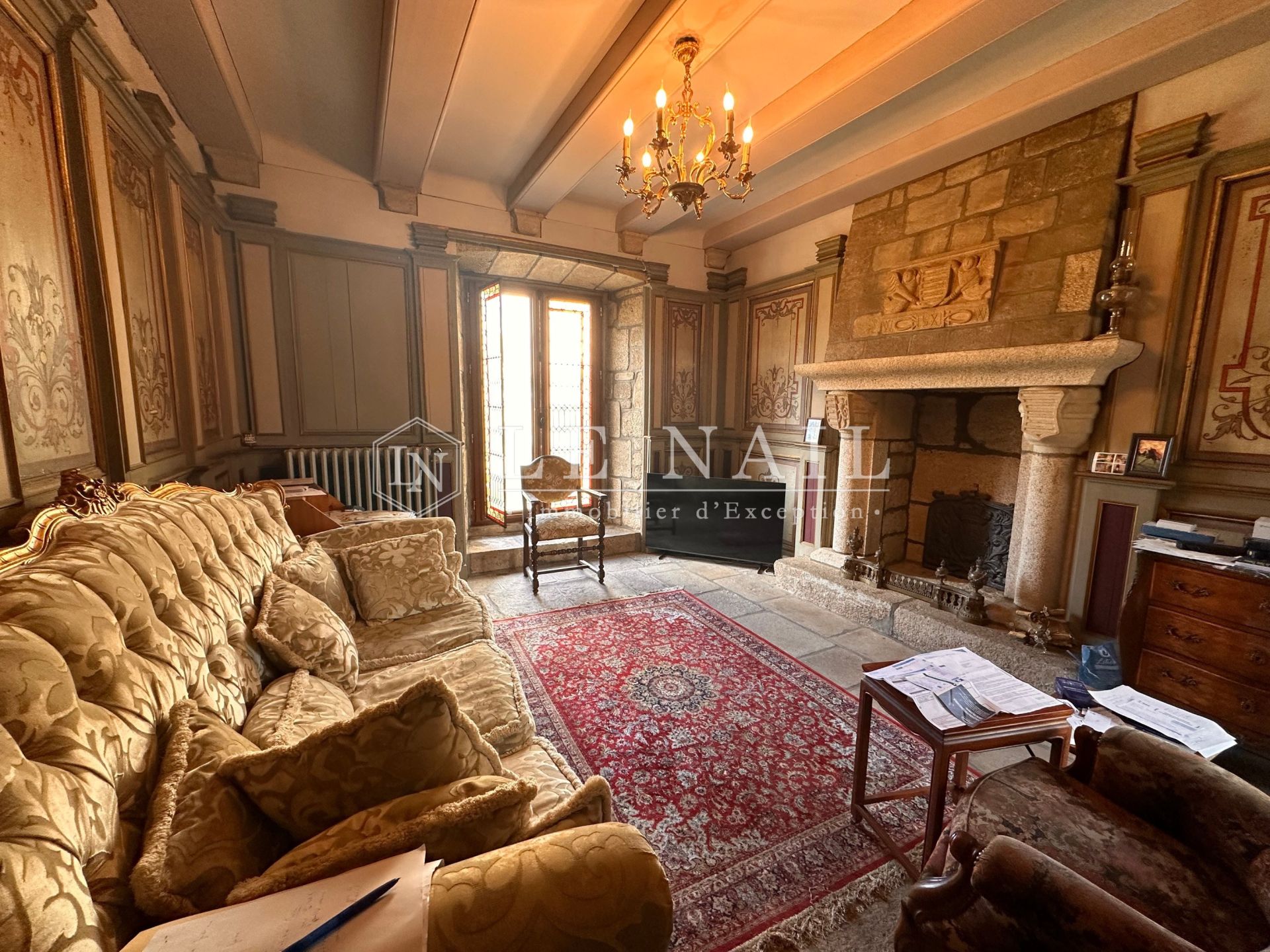 manoir 16 pièces en vente à AURAY (56400)