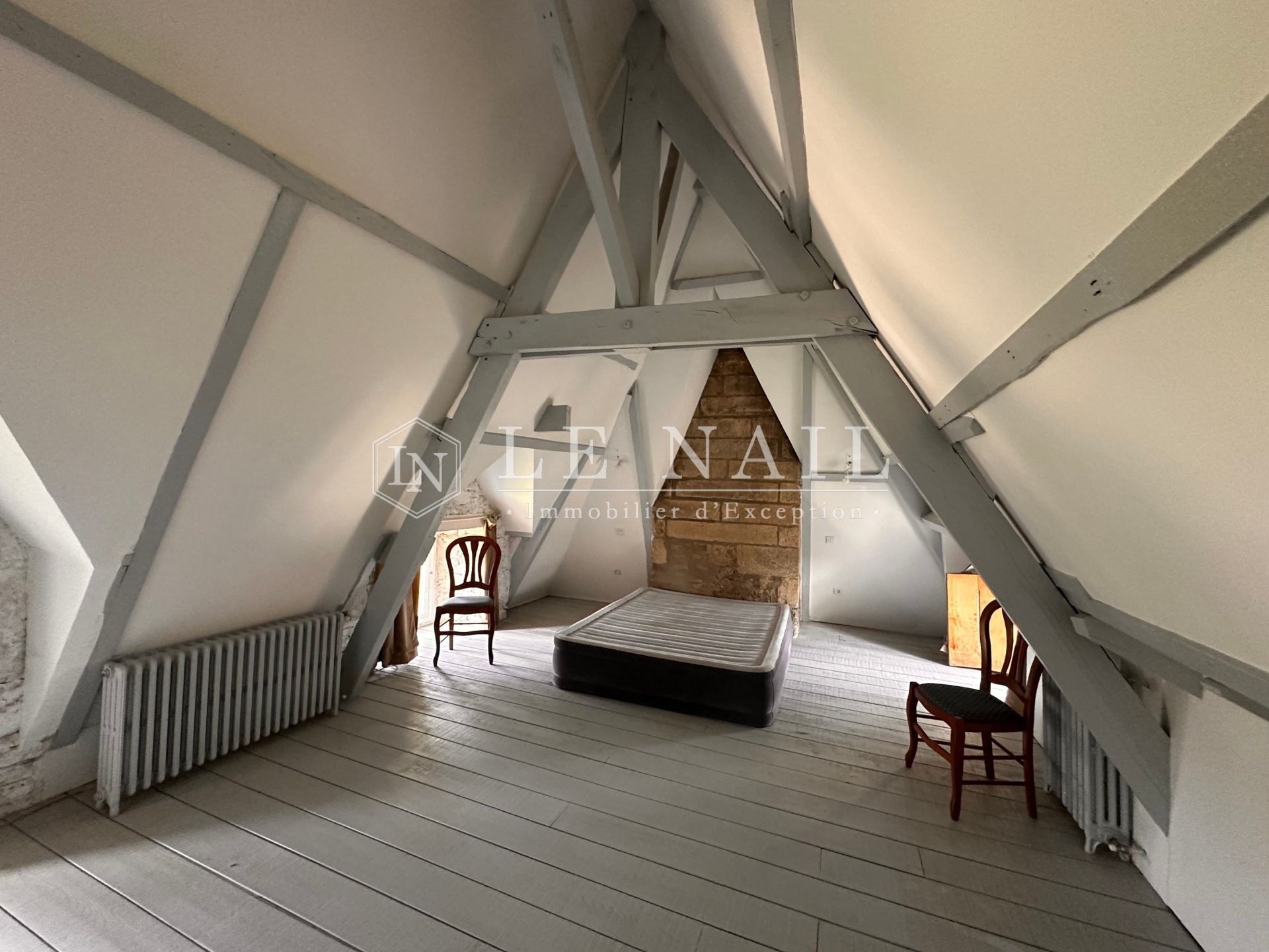 manoir 16 pièces en vente à AURAY (56400)