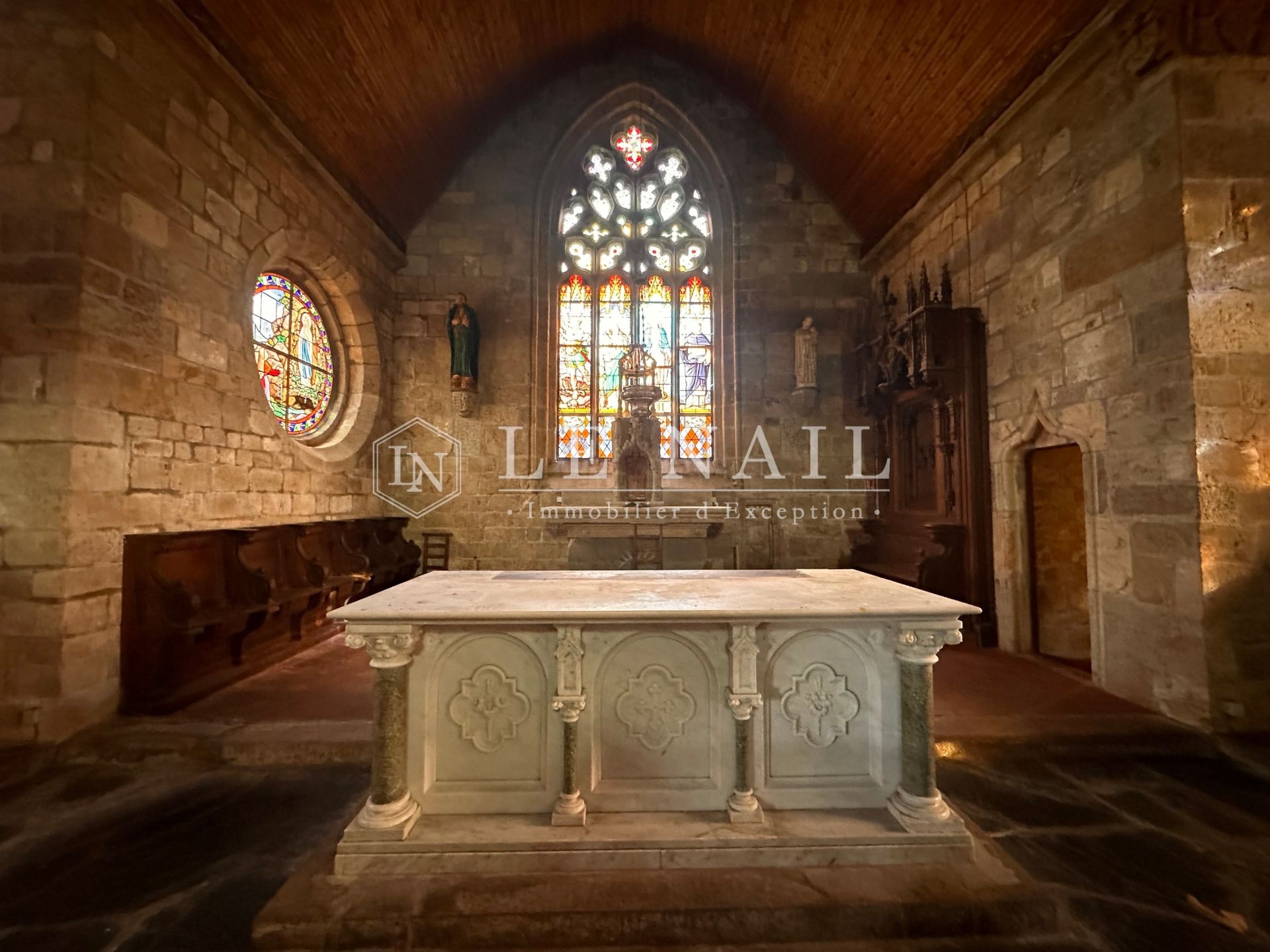 manoir 16 pièces en vente à AURAY (56400)