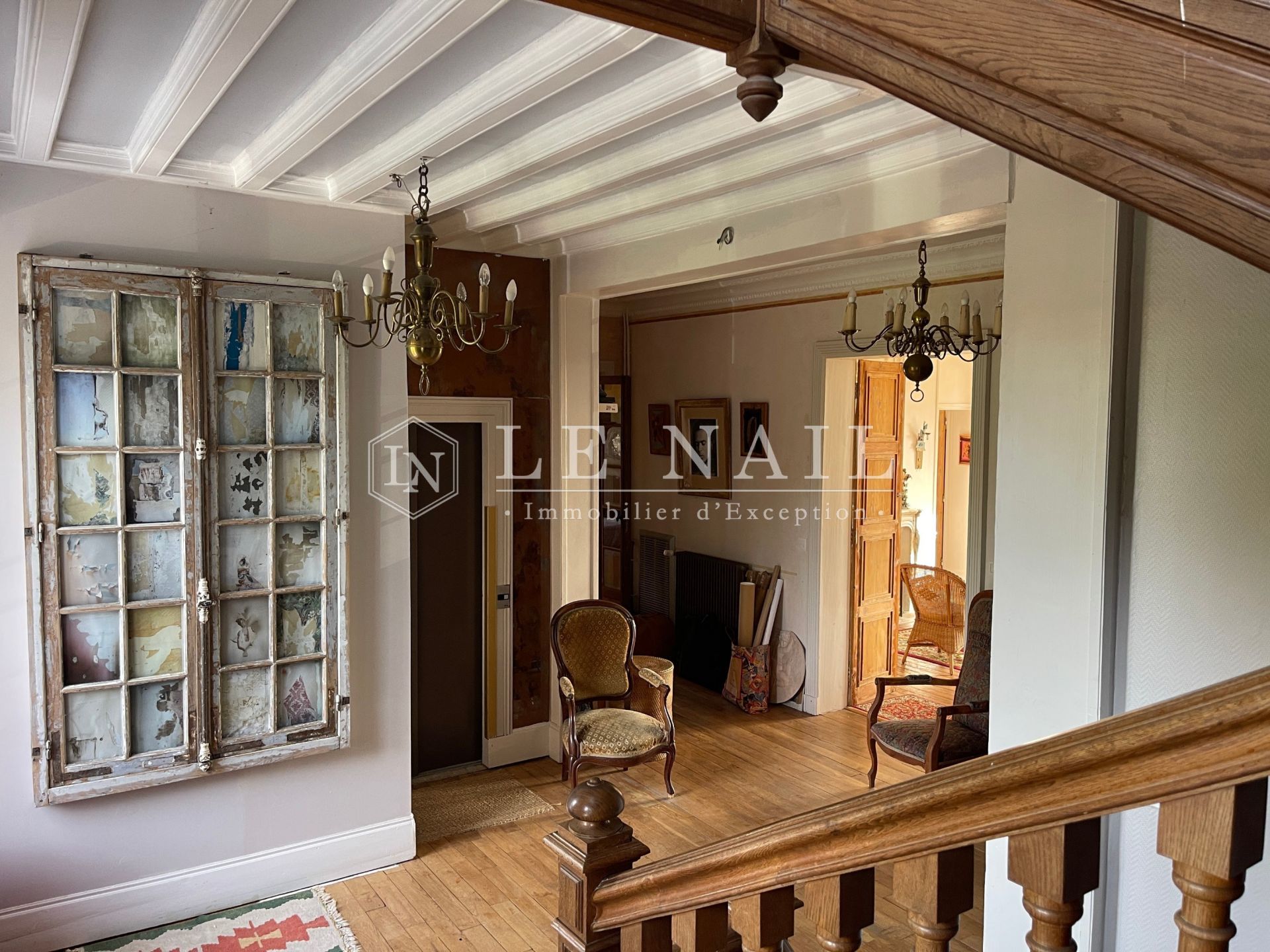 manor house 21 rooms for sale on SENS (89100)