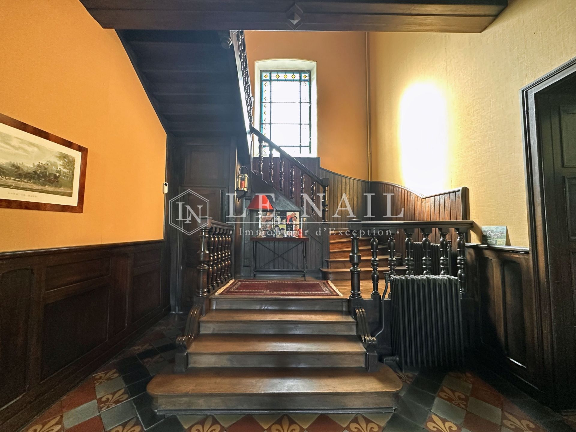 castle 16 rooms for sale on NANTES (44000)