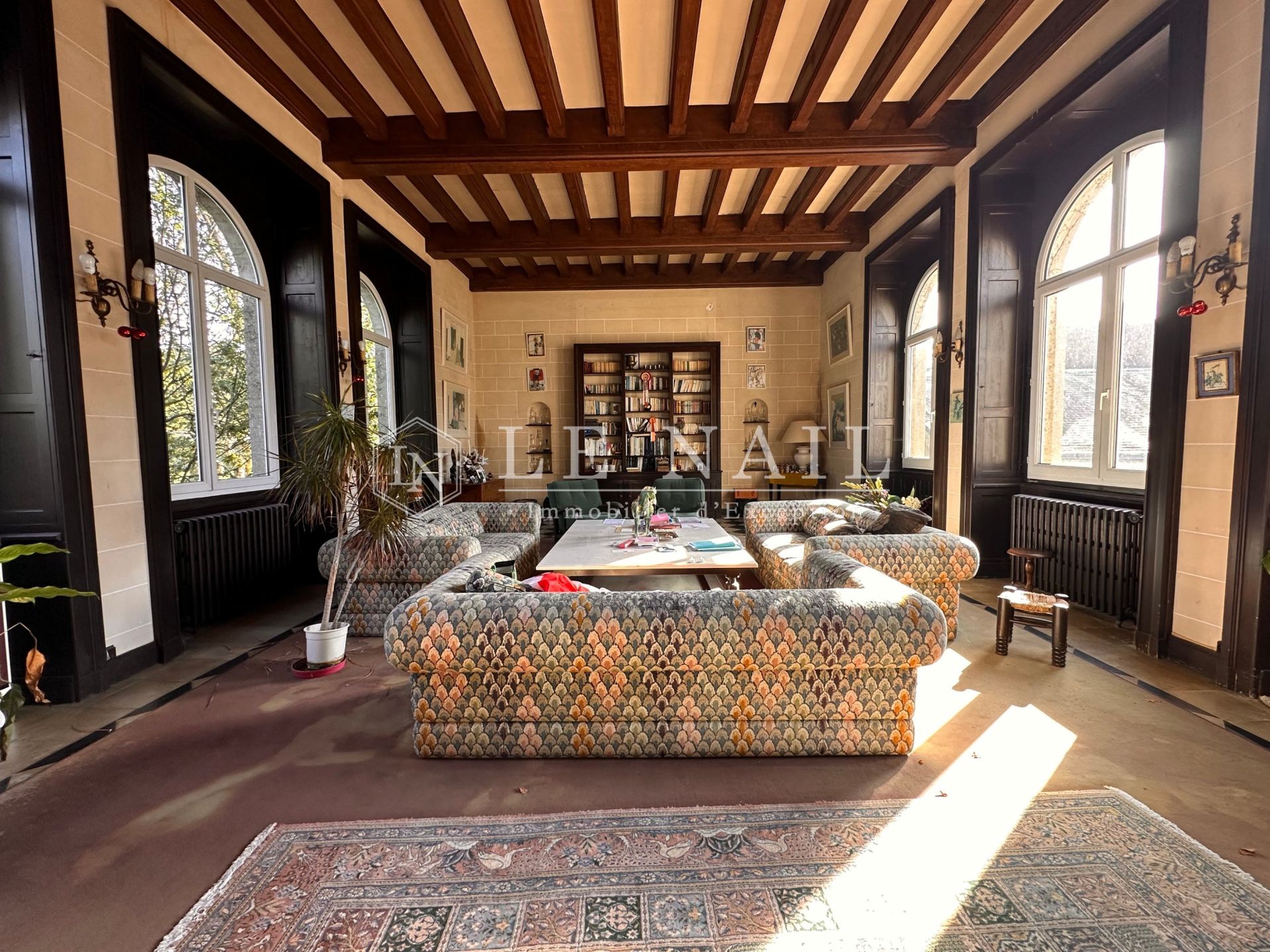 castle 16 rooms for sale on NANTES (44000)