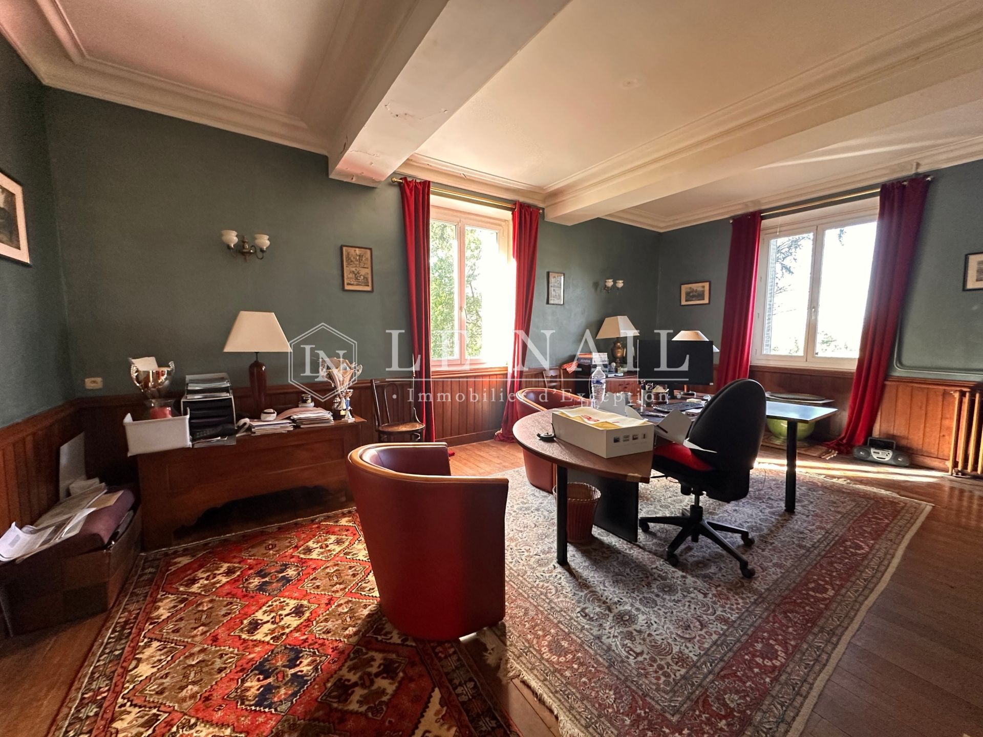 castle 16 rooms for sale on NANTES (44000)