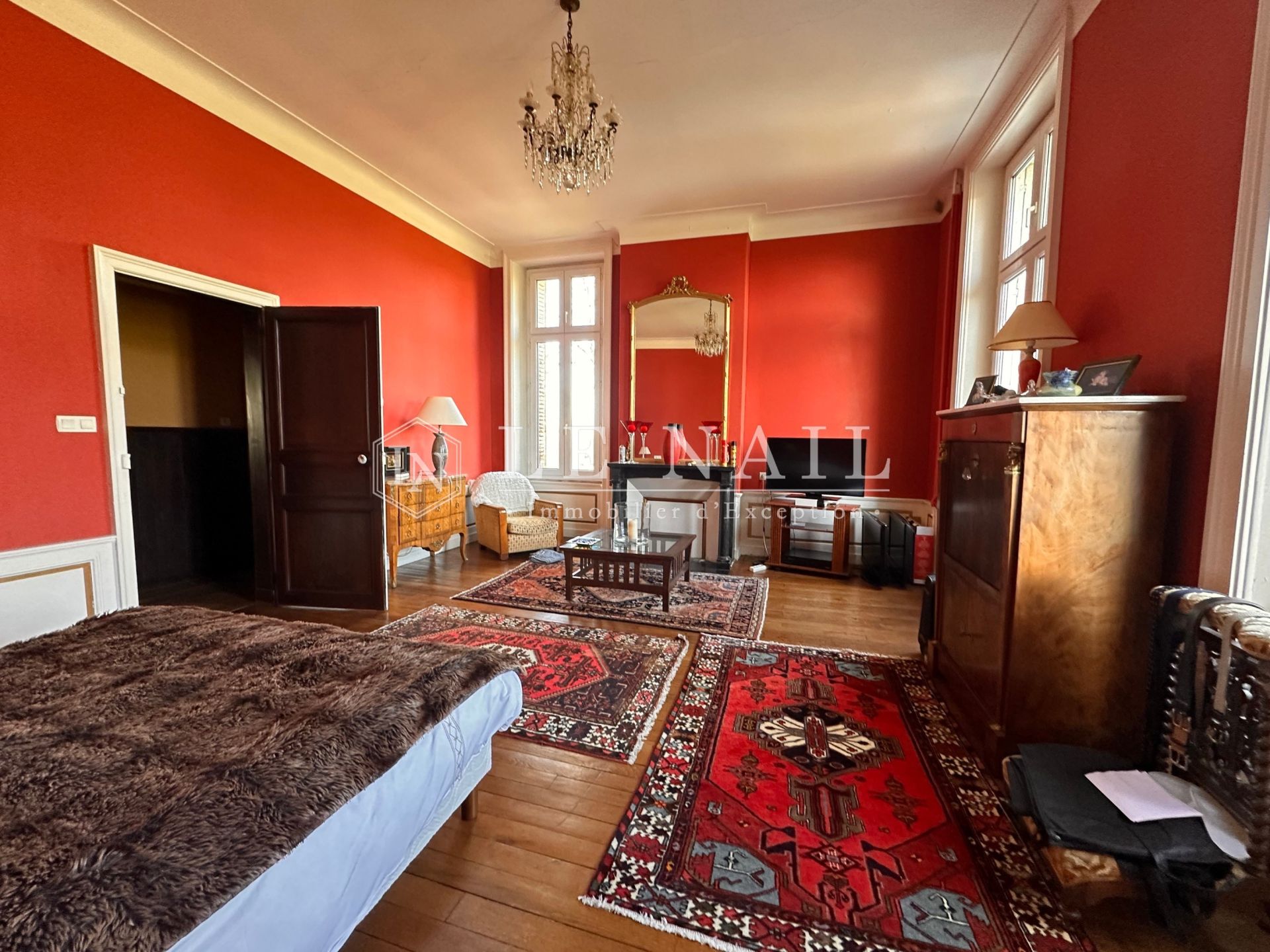 castle 16 rooms for sale on NANTES (44000)