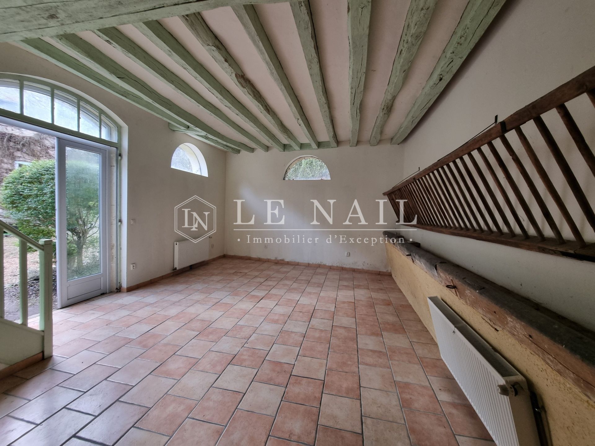 maison de ville 12 pièces en vente à LA CHARTRE SUR LE LOIR (72340)