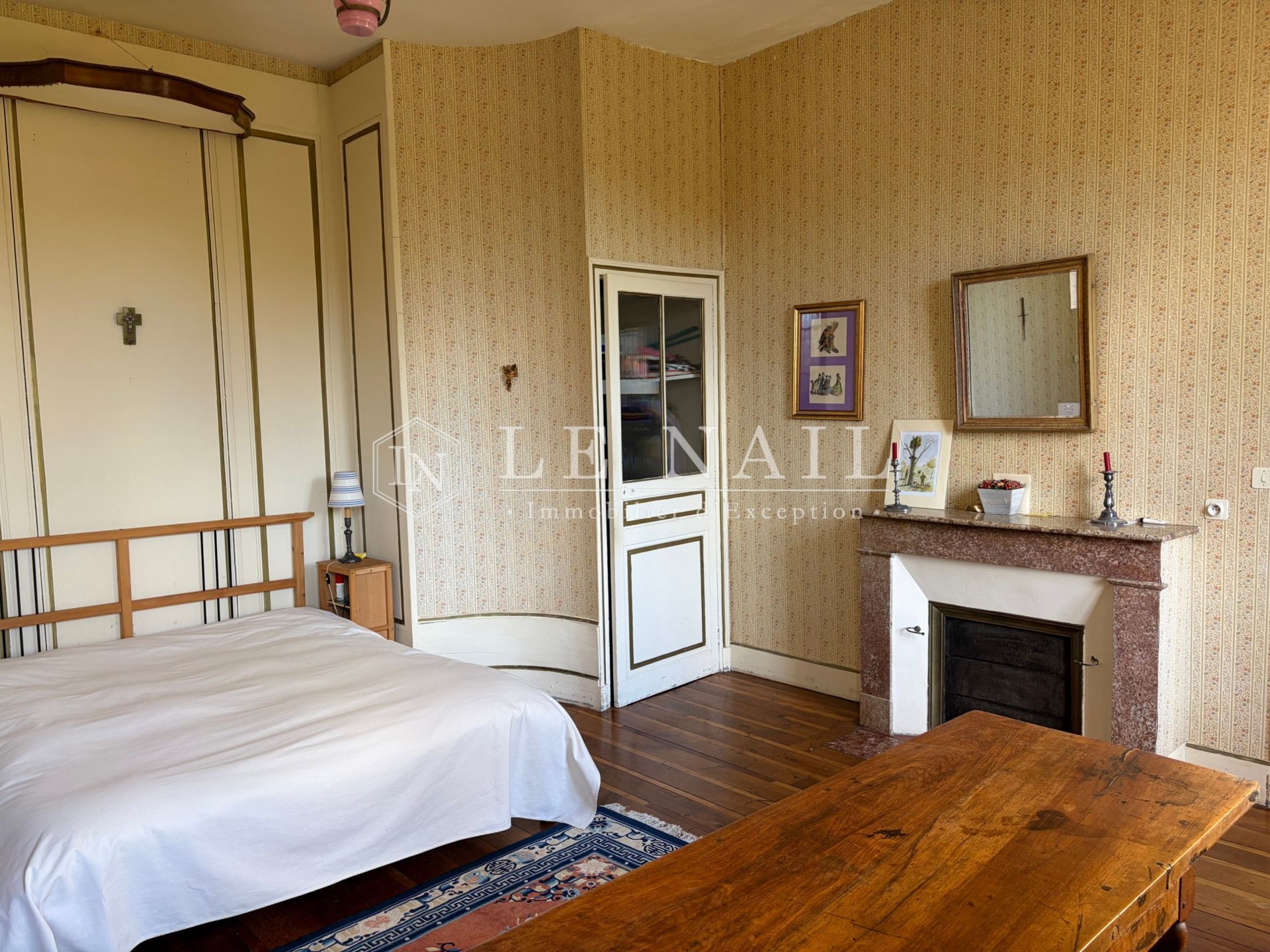 castle 20 rooms for sale on AUCH (32000)