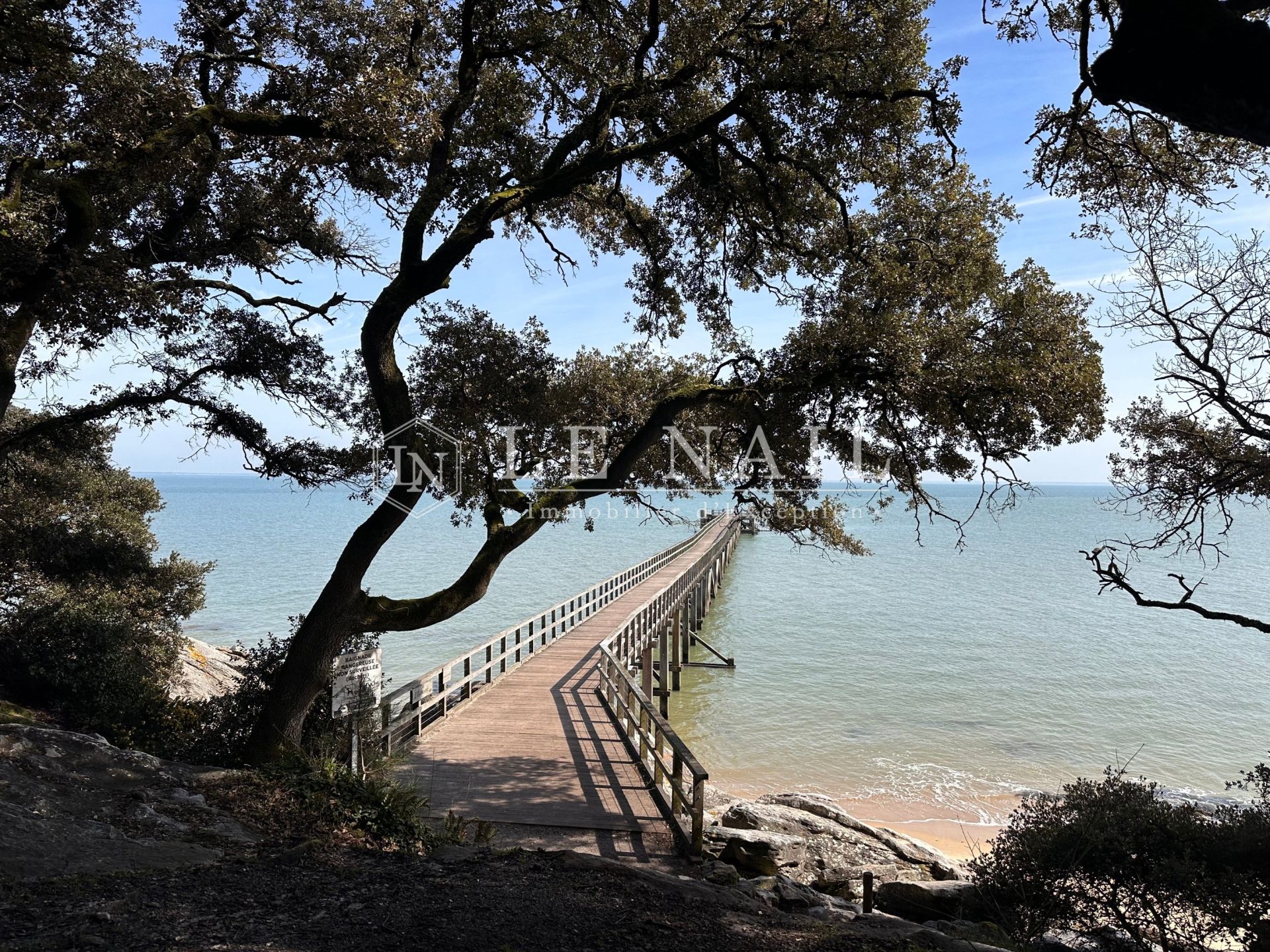 villa 10 rooms for sale on NOIRMOUTIER EN L ILE (85330)