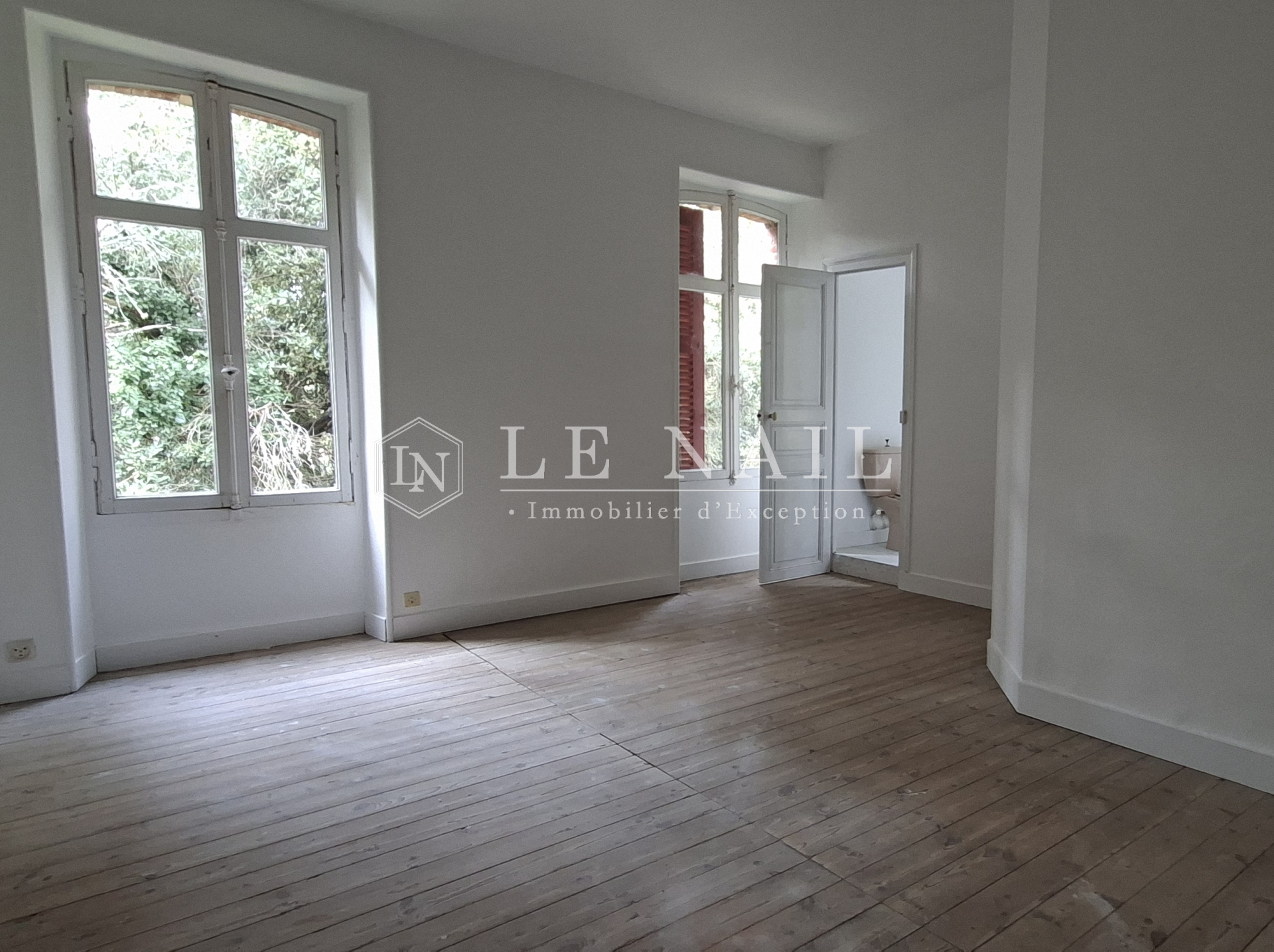 villa 10 rooms for sale on NOIRMOUTIER EN L ILE (85330)