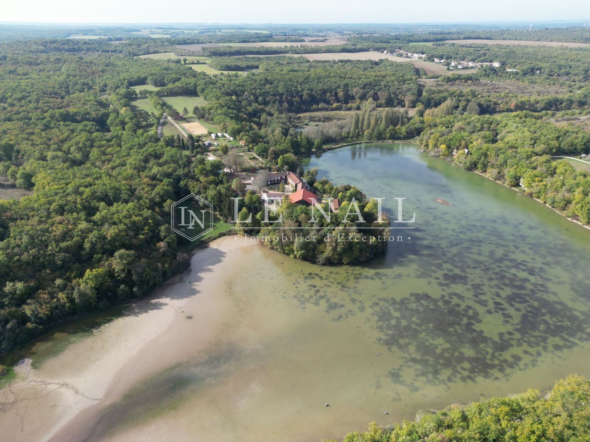 propriété 17 pièces en vente à ANGOULEME (16000)