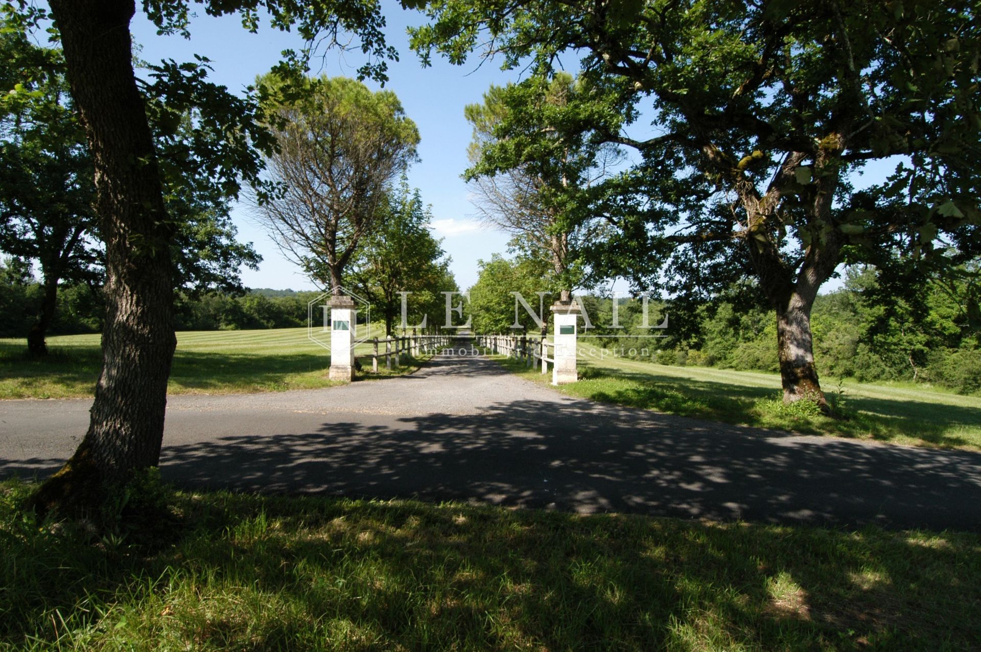 propriété 17 pièces en vente à ANGOULEME (16000)