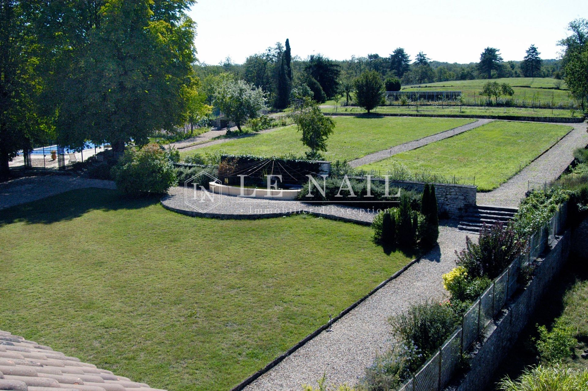 propriété 17 pièces en vente à ANGOULEME (16000)