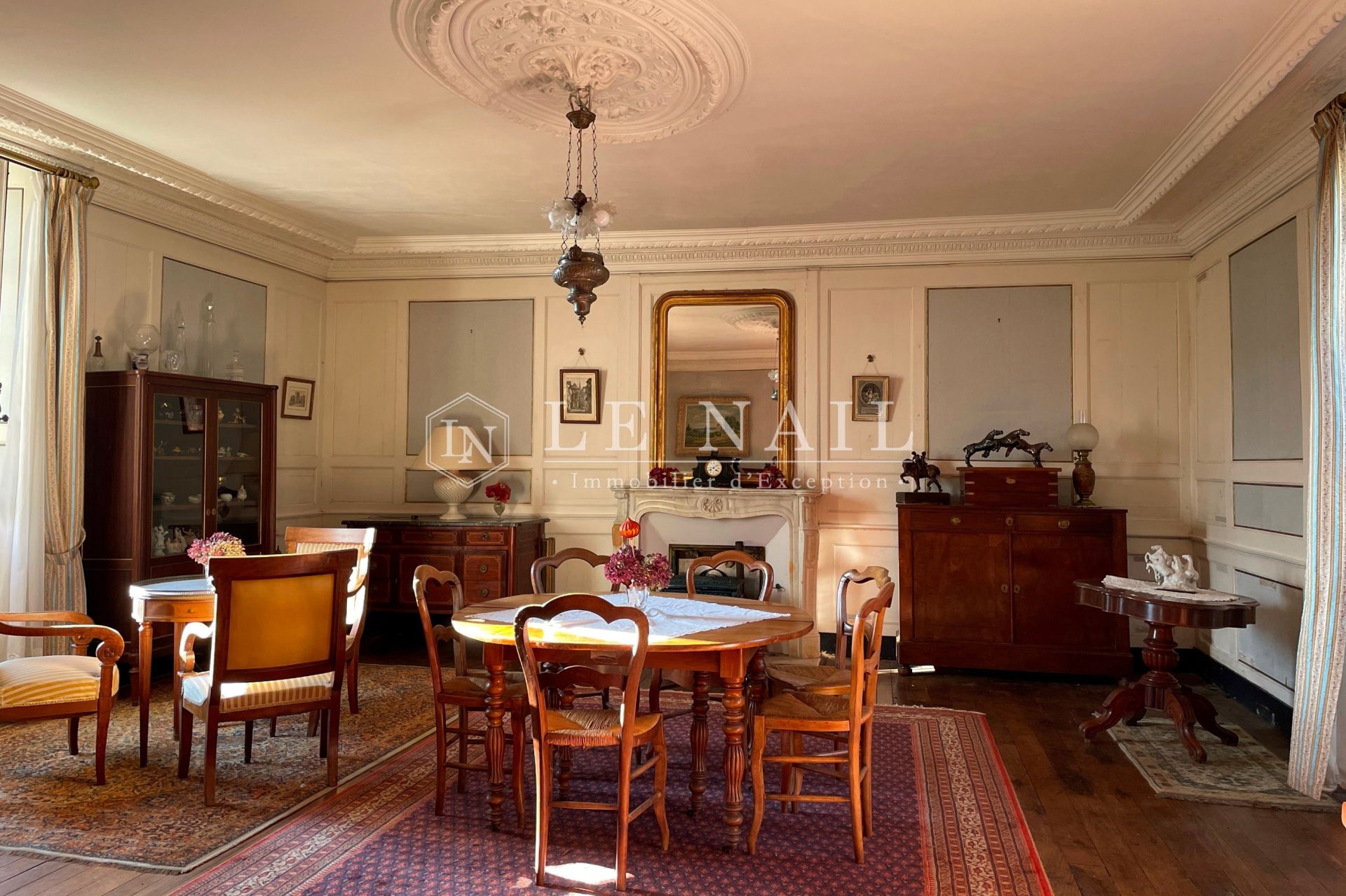 mansion 10 rooms for sale on DINAN (22100)